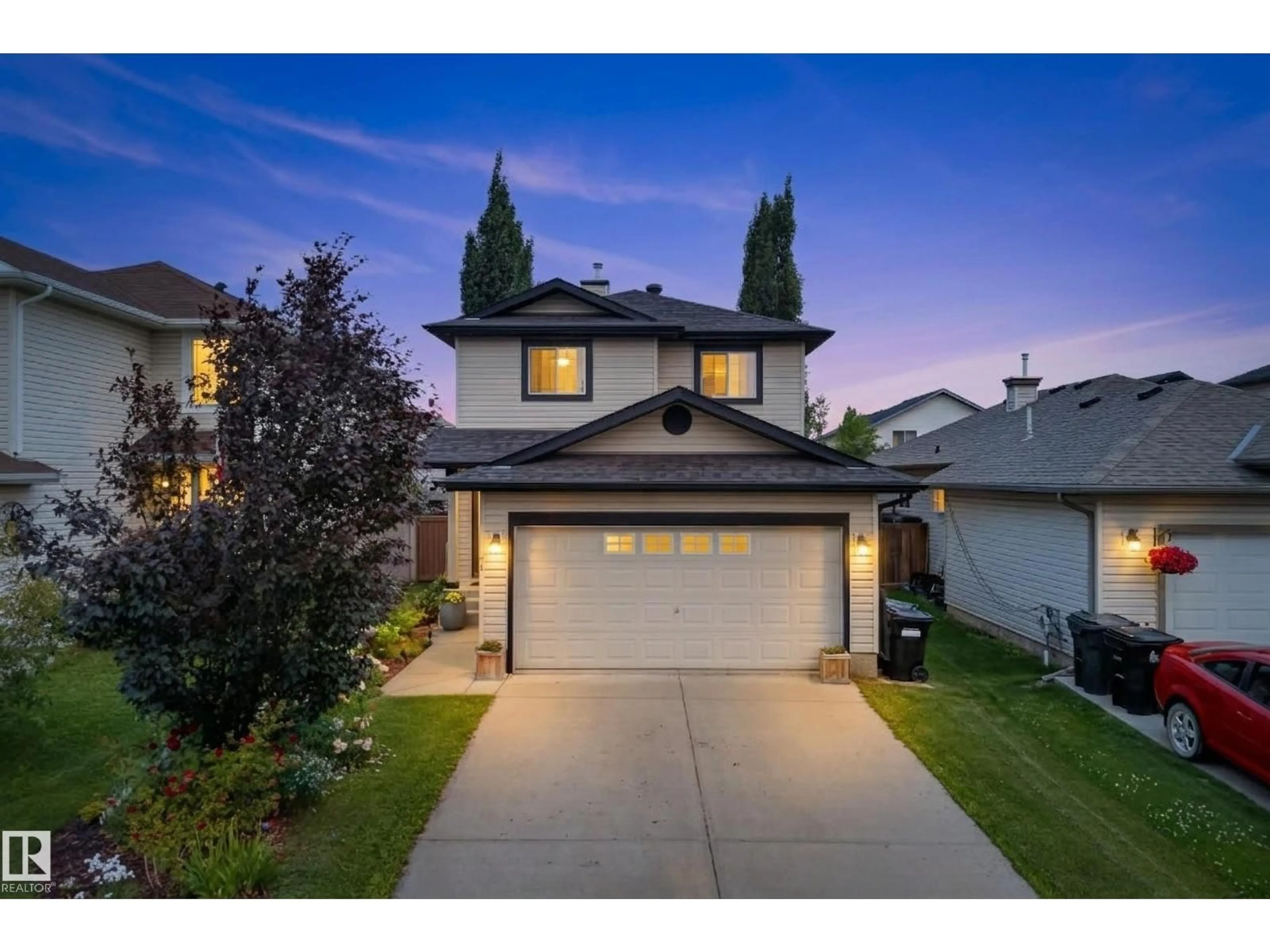 A pic from outside/outdoor area/front of a property/back of a property/a pic from drone, street for 76 LEYLAND WY, Spruce Grove Alberta T7X4P2