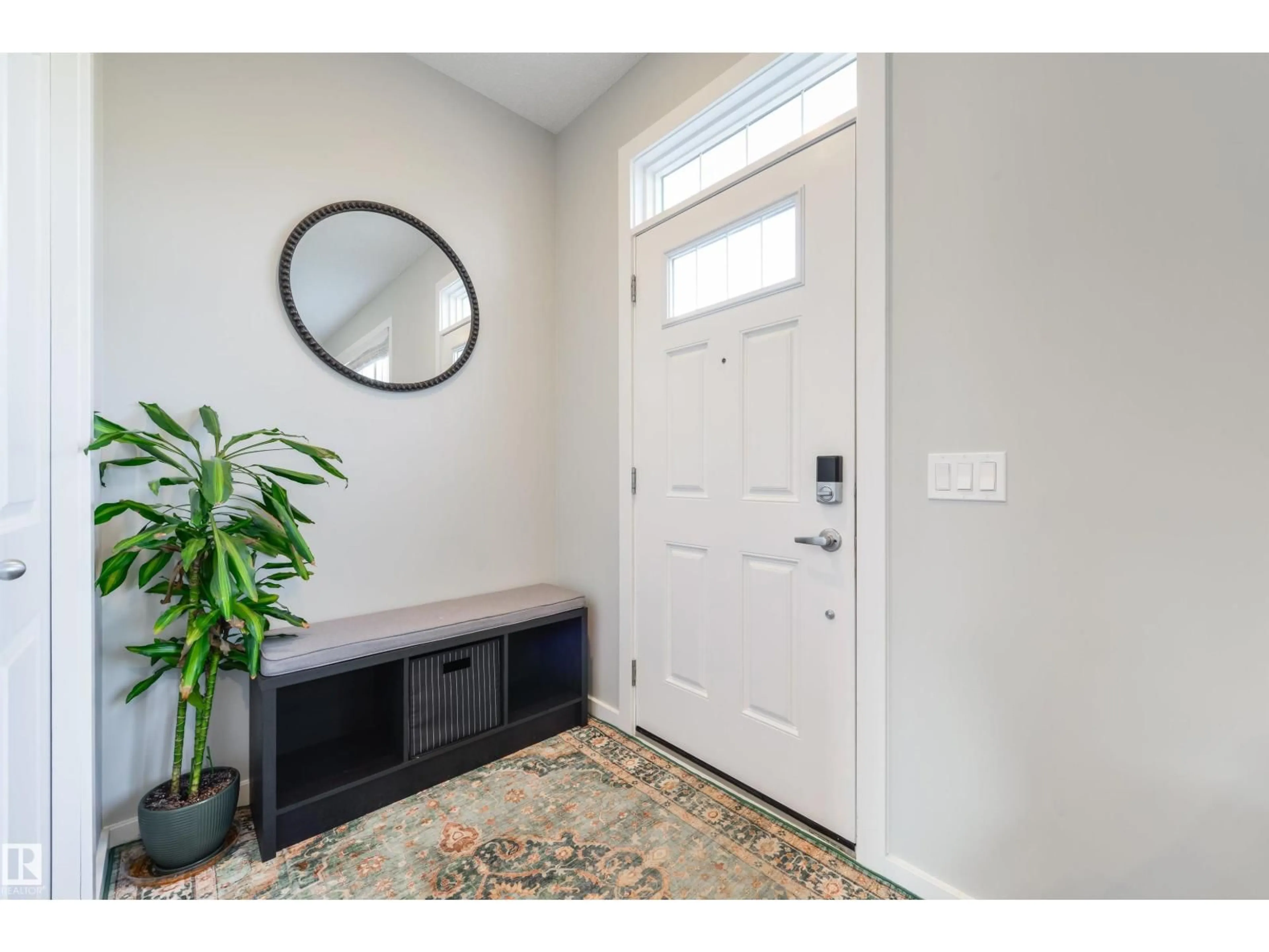 Indoor entryway for 2617 MAPLE WY, Edmonton Alberta T6T2K1