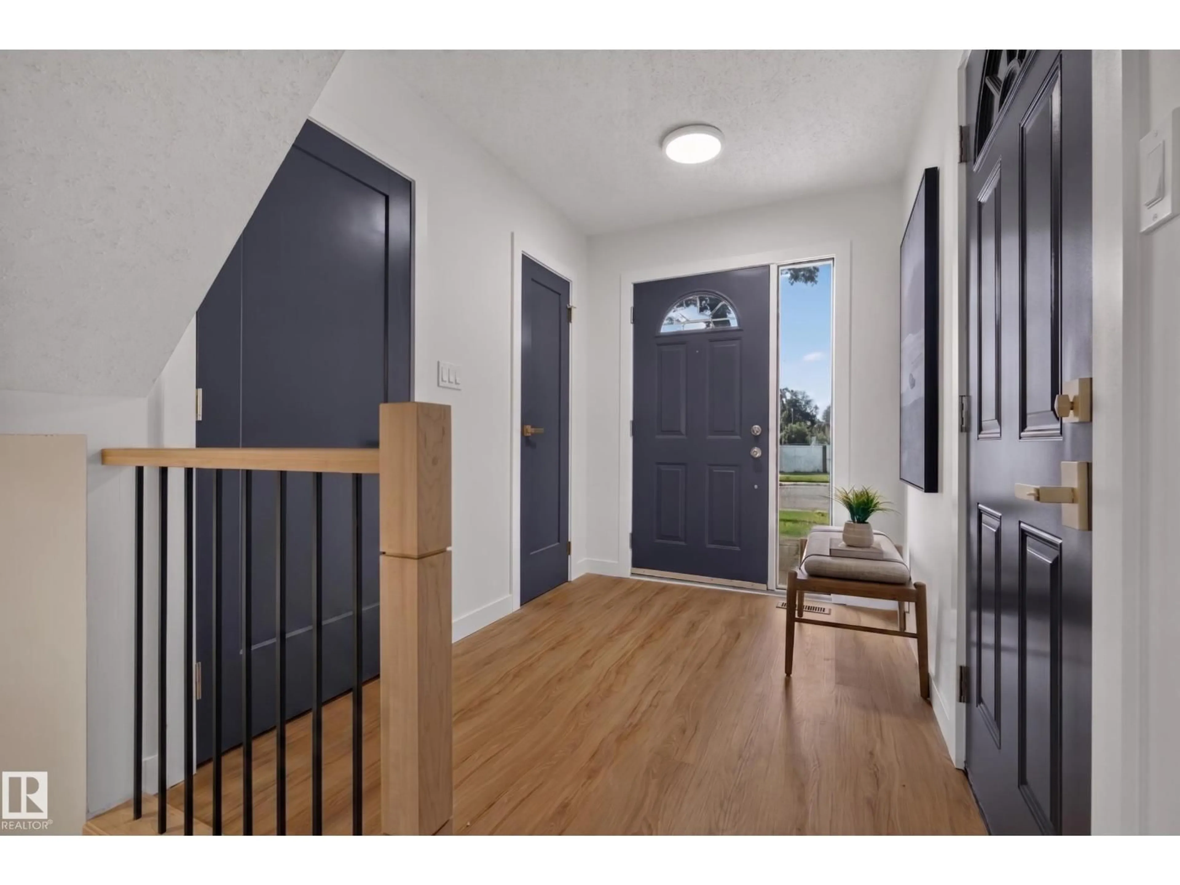 Indoor entryway for 3320 130A AV AV, Edmonton Alberta T5A3K3
