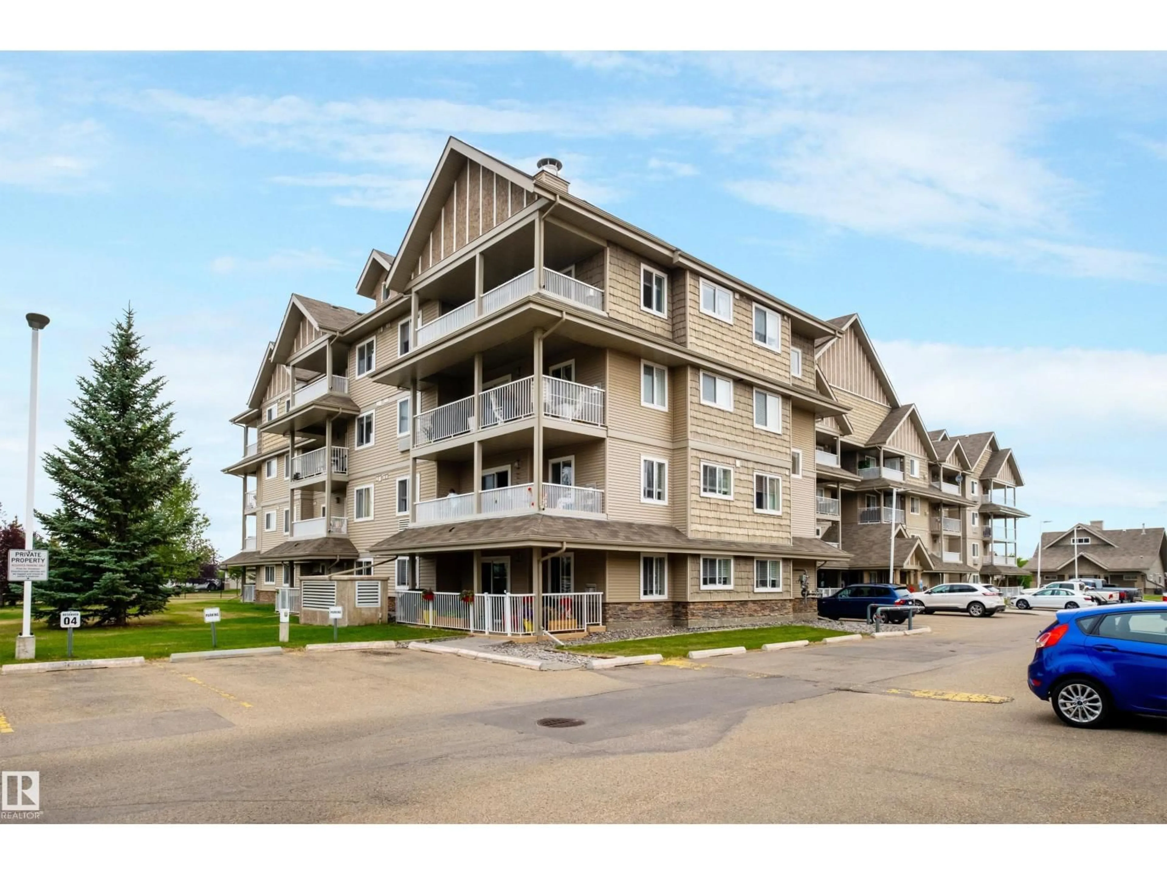 A pic from outside/outdoor area/front of a property/back of a property/a pic from drone, unknown for 408A SPRUCE RIDGE DR, Spruce Grove Alberta T7X3M5