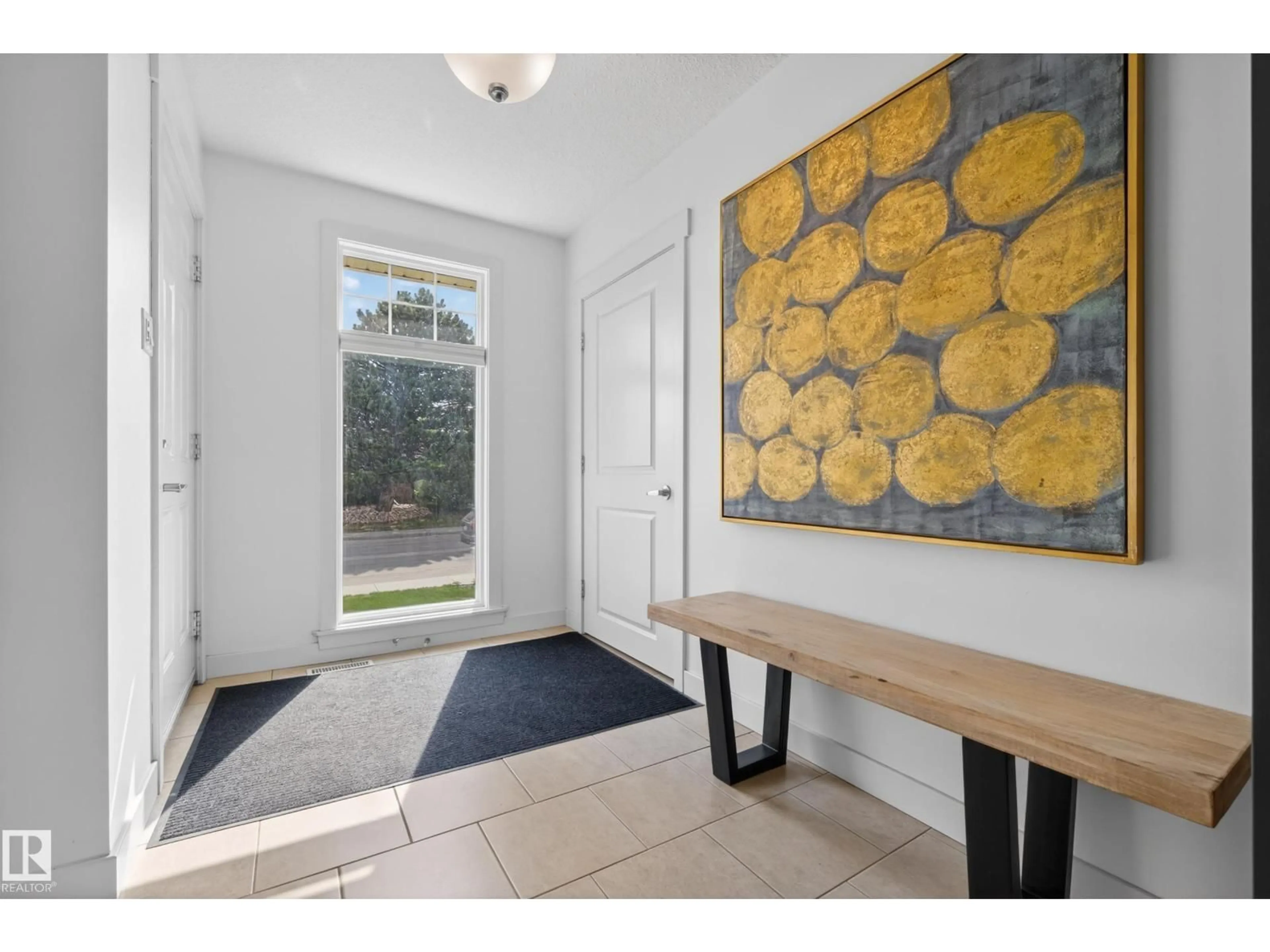 Indoor entryway for 9036 145 ST, Edmonton Alberta T5R0V2