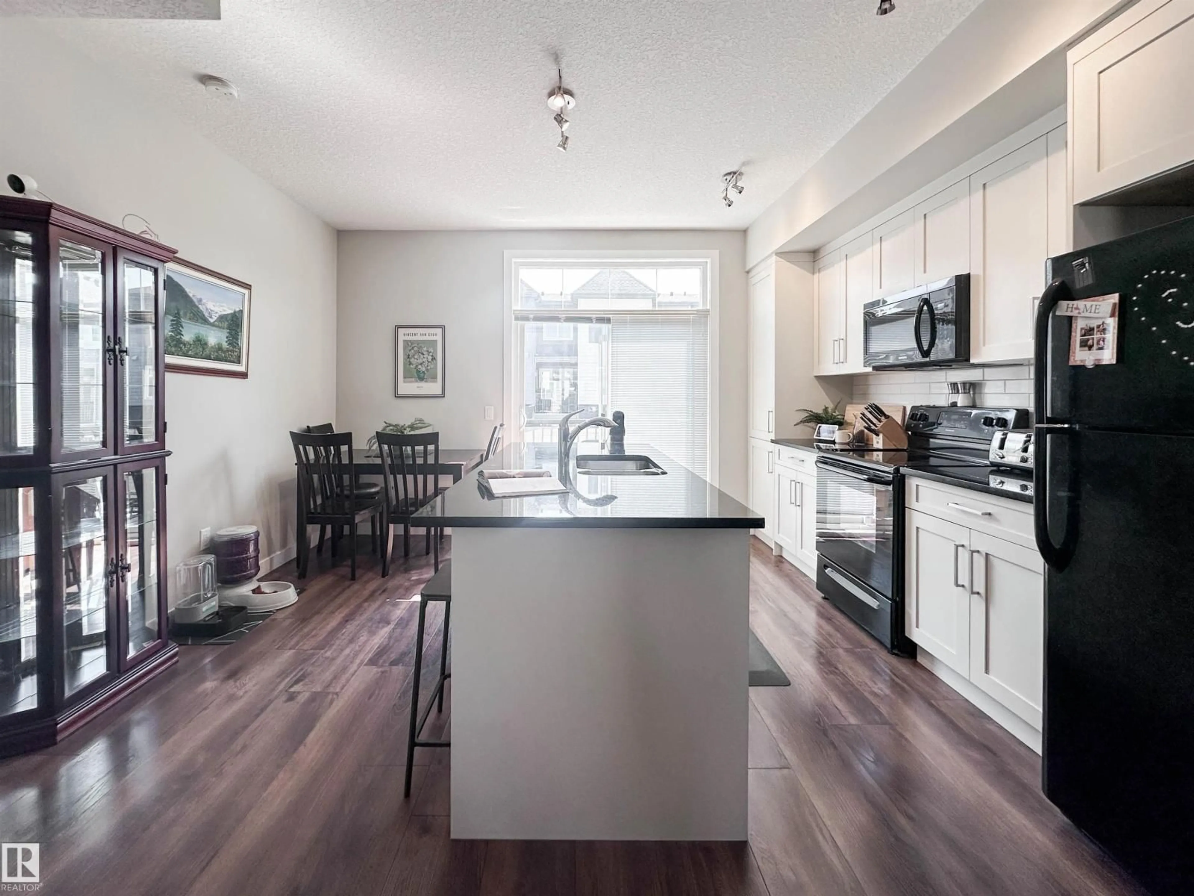 Open concept kitchen, unknown for 600 - 89 BELLEROSE DR, St. Albert Alberta T8N7T5