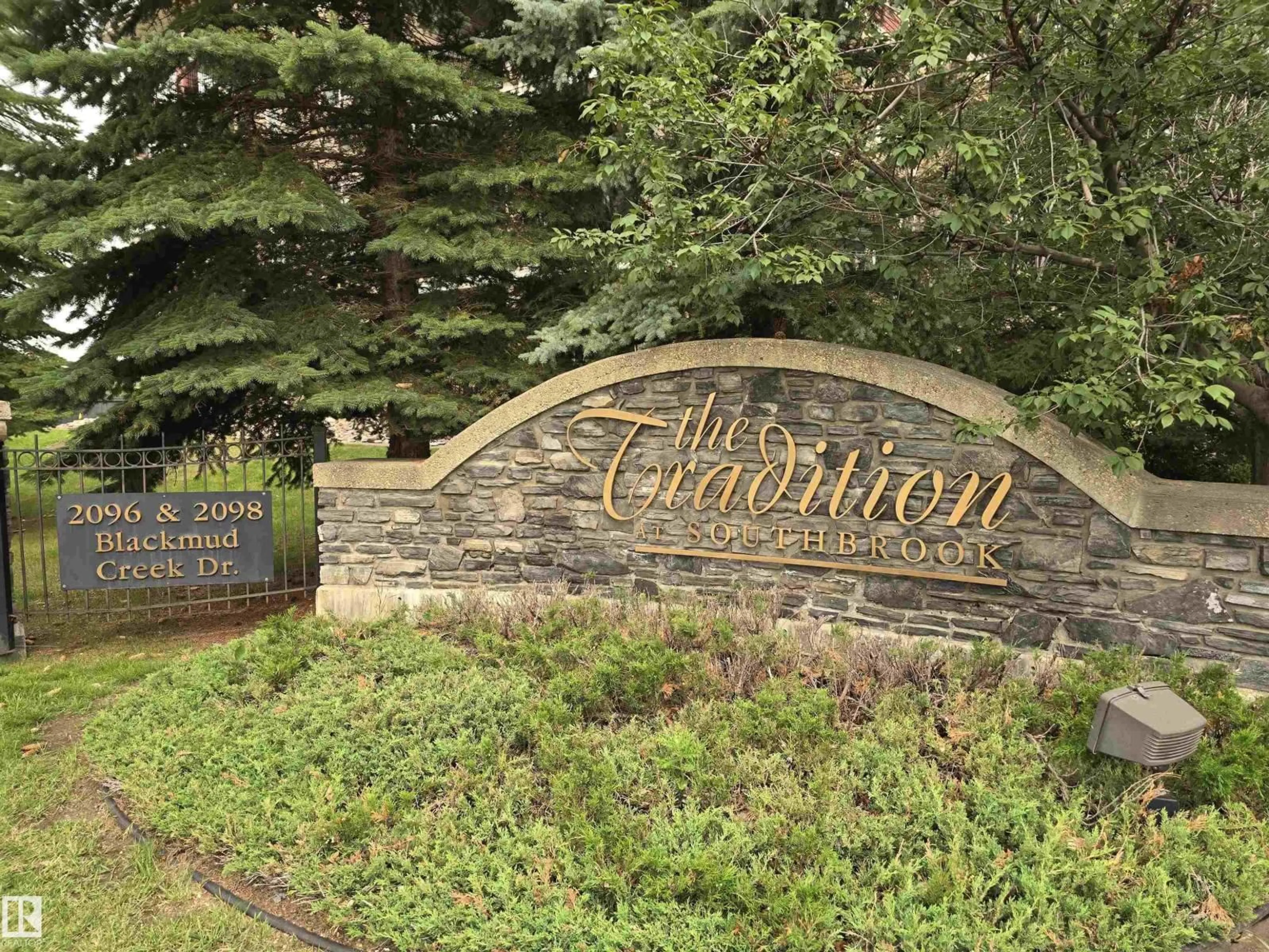 Indoor entryway for #337 - 2096 BLACKMUD CREEK DR, Edmonton Alberta T6W0G1