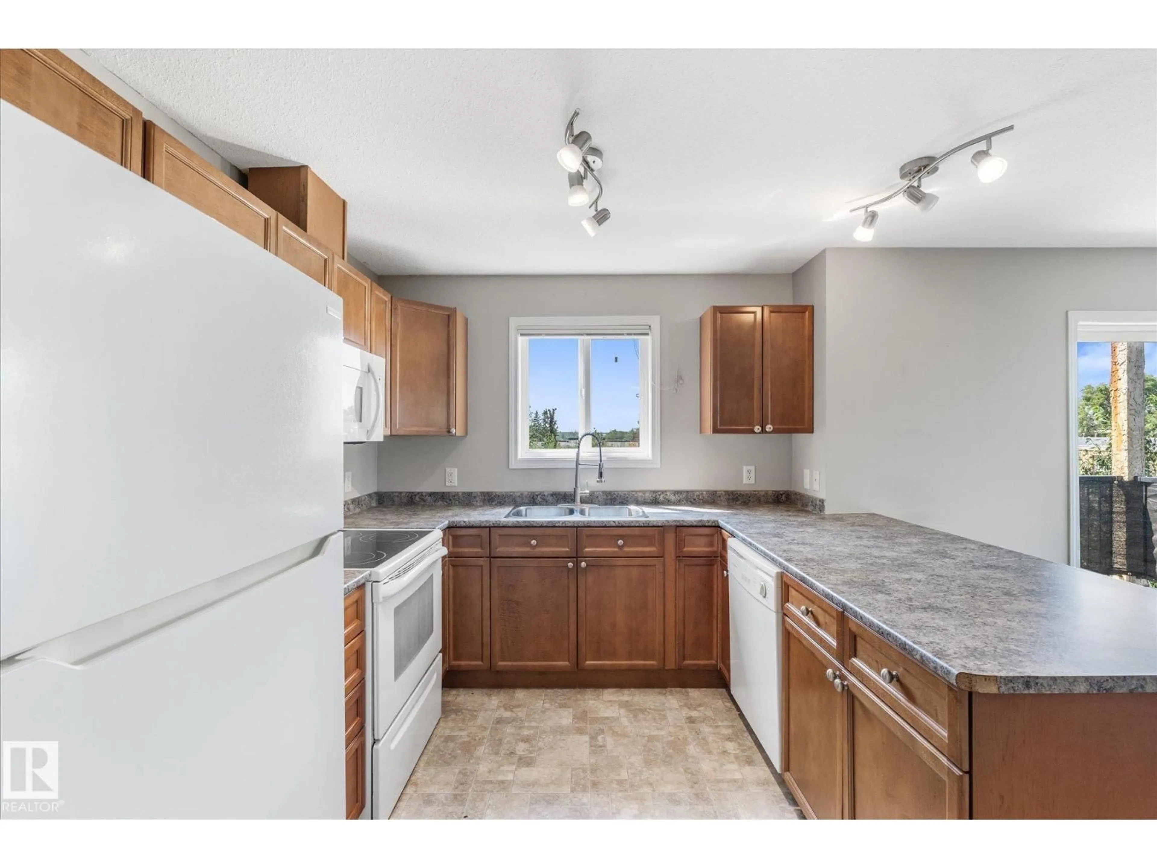 Standard kitchen, unknown for #208 - 4903 47 AV, Stony Plain Alberta T7Z0C8
