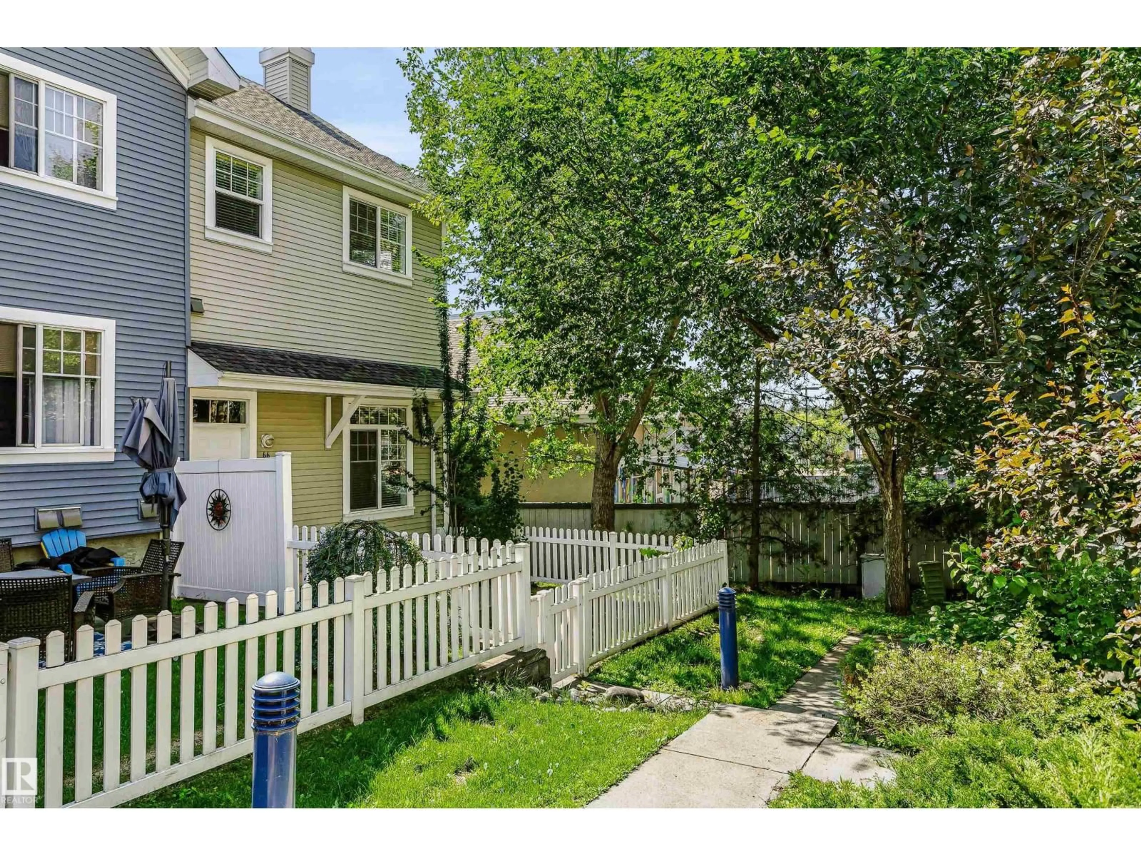 Unknown for 66 8304 11 AV SW, Edmonton Alberta T6X1J8
