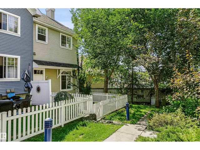 66 8304 11 AV SW, Edmonton 3