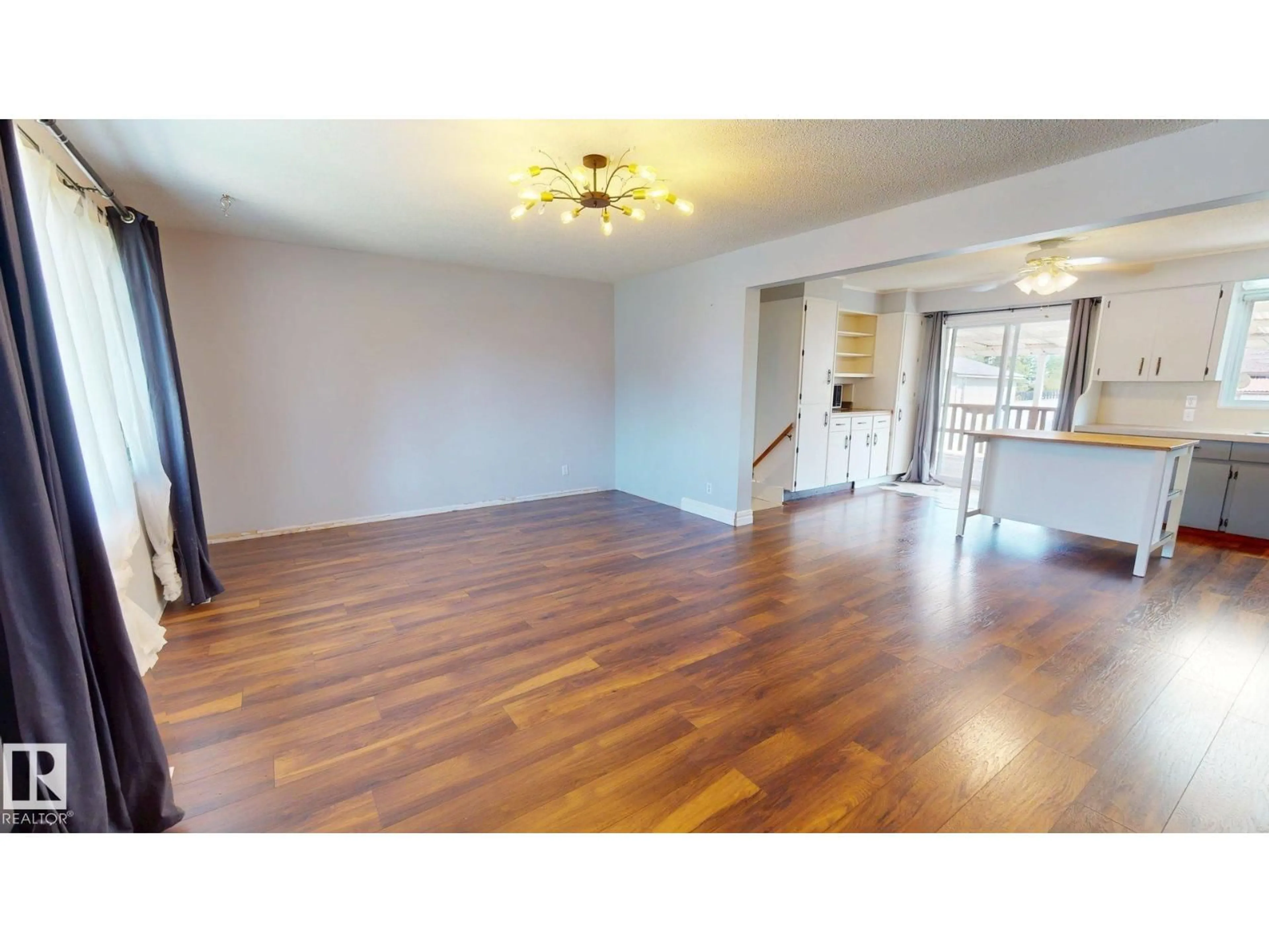 A pic of a room for NW - 10661 152 ST, Edmonton Alberta T5P1Z1