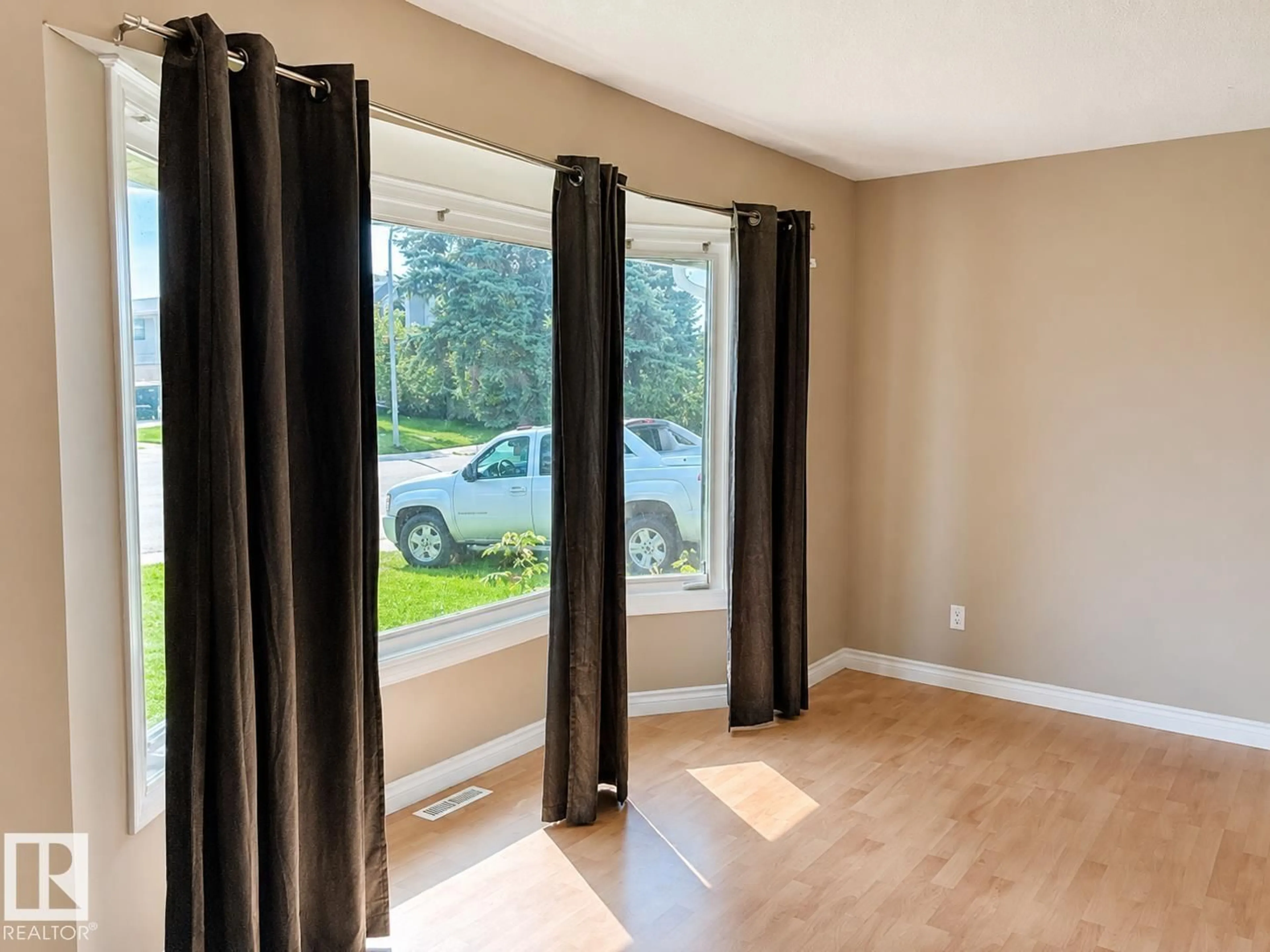 A pic of a room for 229 19 ST, Cold Lake Alberta T9M1B7