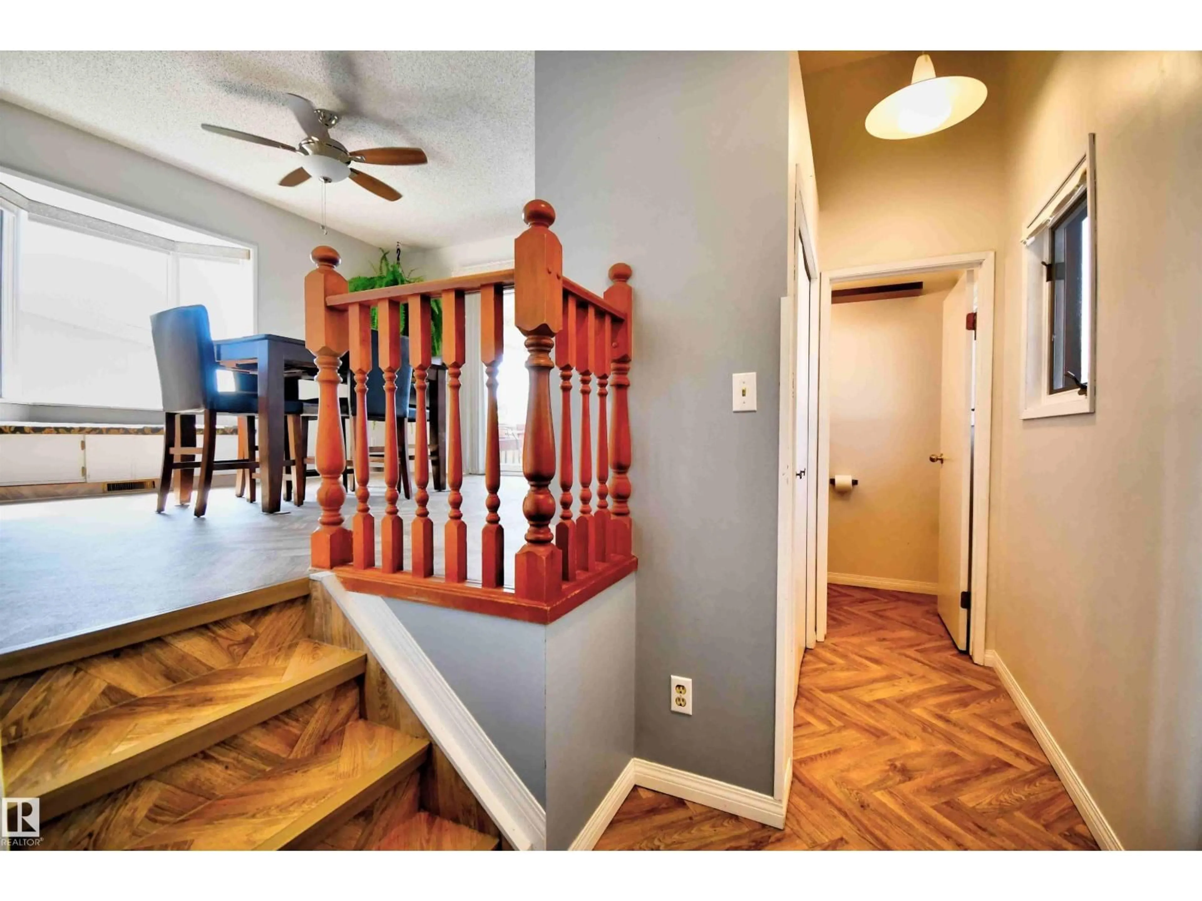 Indoor entryway for 5109 47 AV, St. Paul Town Alberta T0A3A4