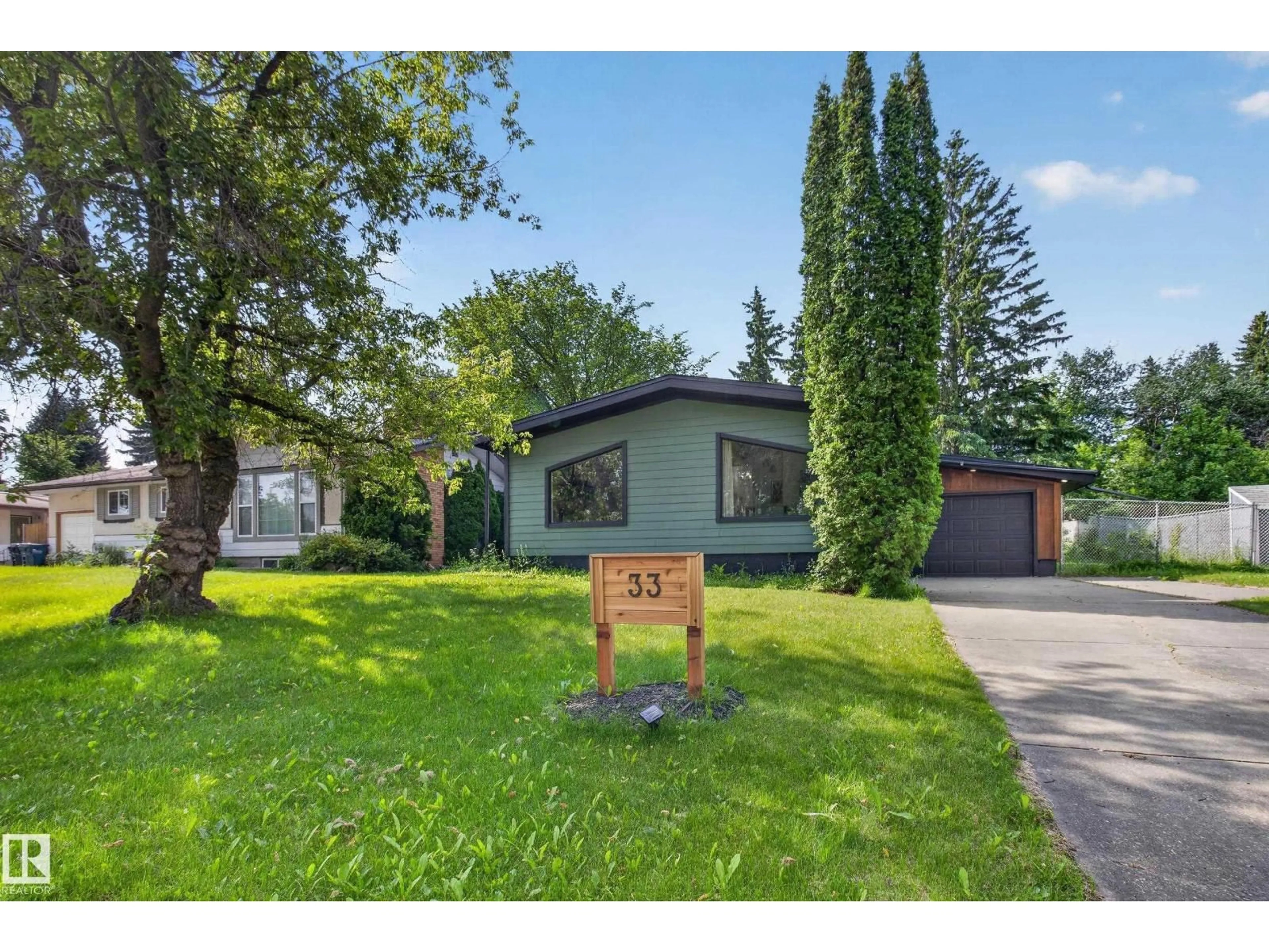 Unknown for 33 HAZEL ST, Sherwood Park Alberta T8H1H7