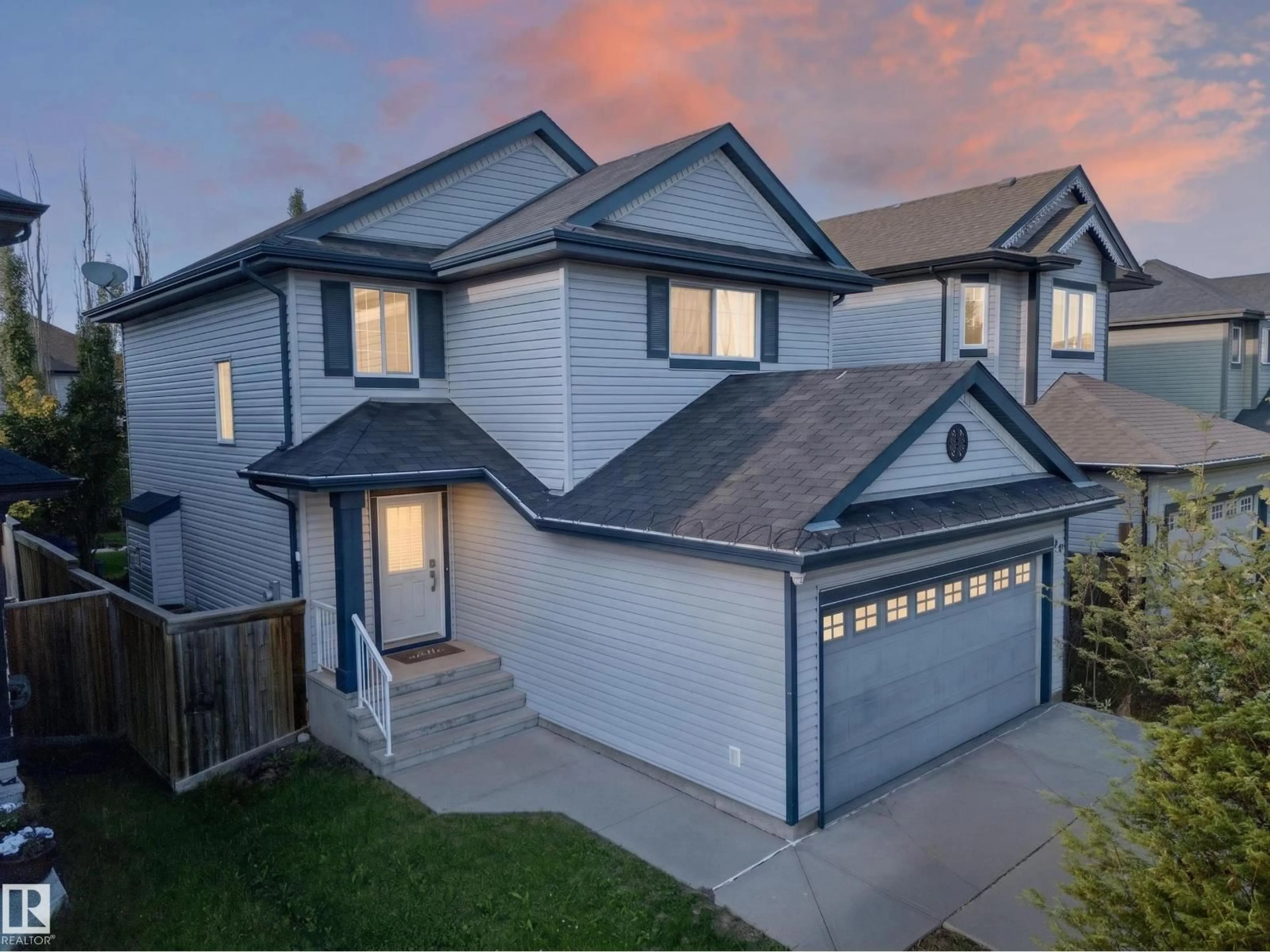 A pic from outside/outdoor area/front of a property/back of a property/a pic from drone, street for 90 RUE MONTALET, Beaumont Alberta T4X0C5