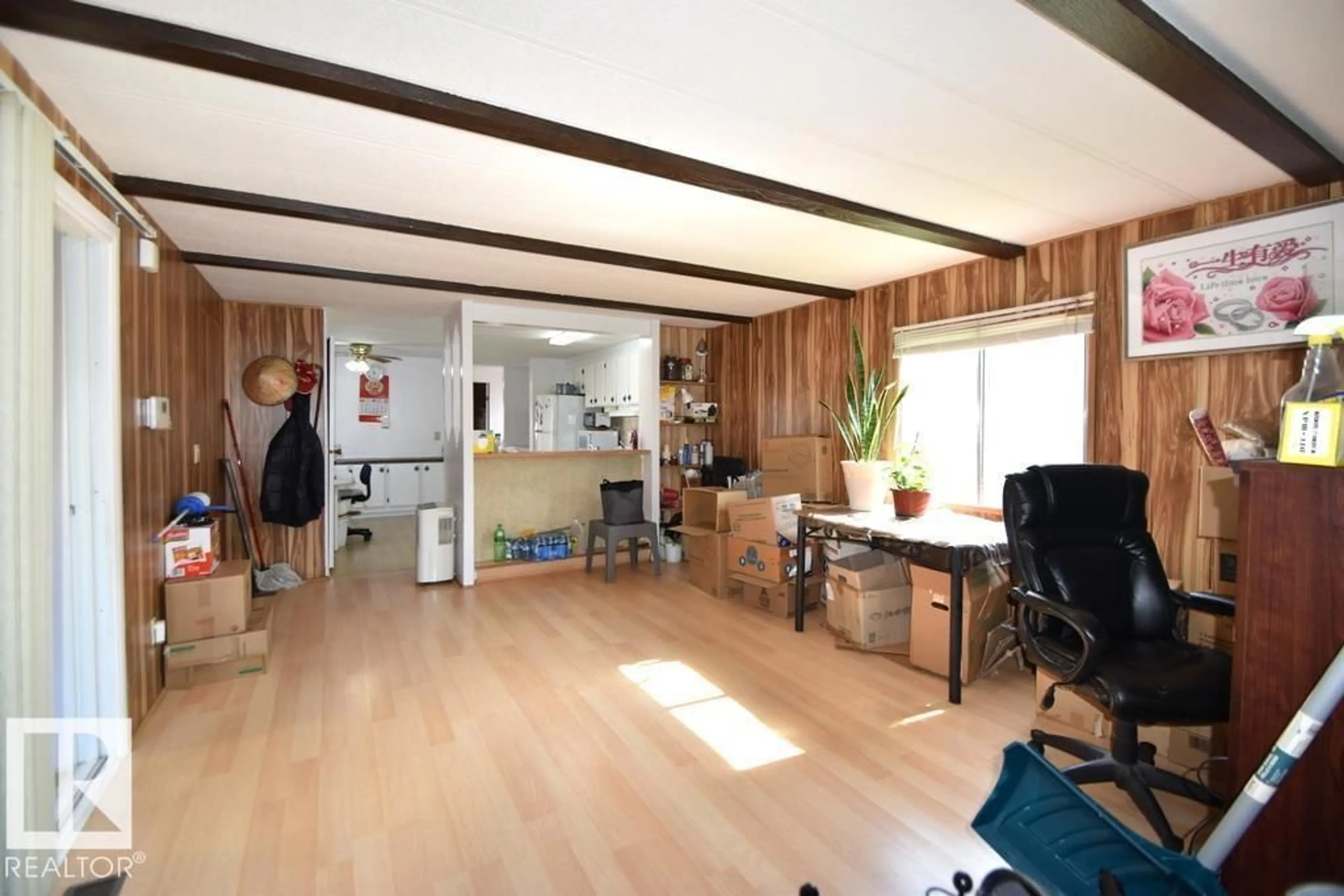 A pic of a room for E - 5222 3RD AV, Boyle Alberta T0A0M0