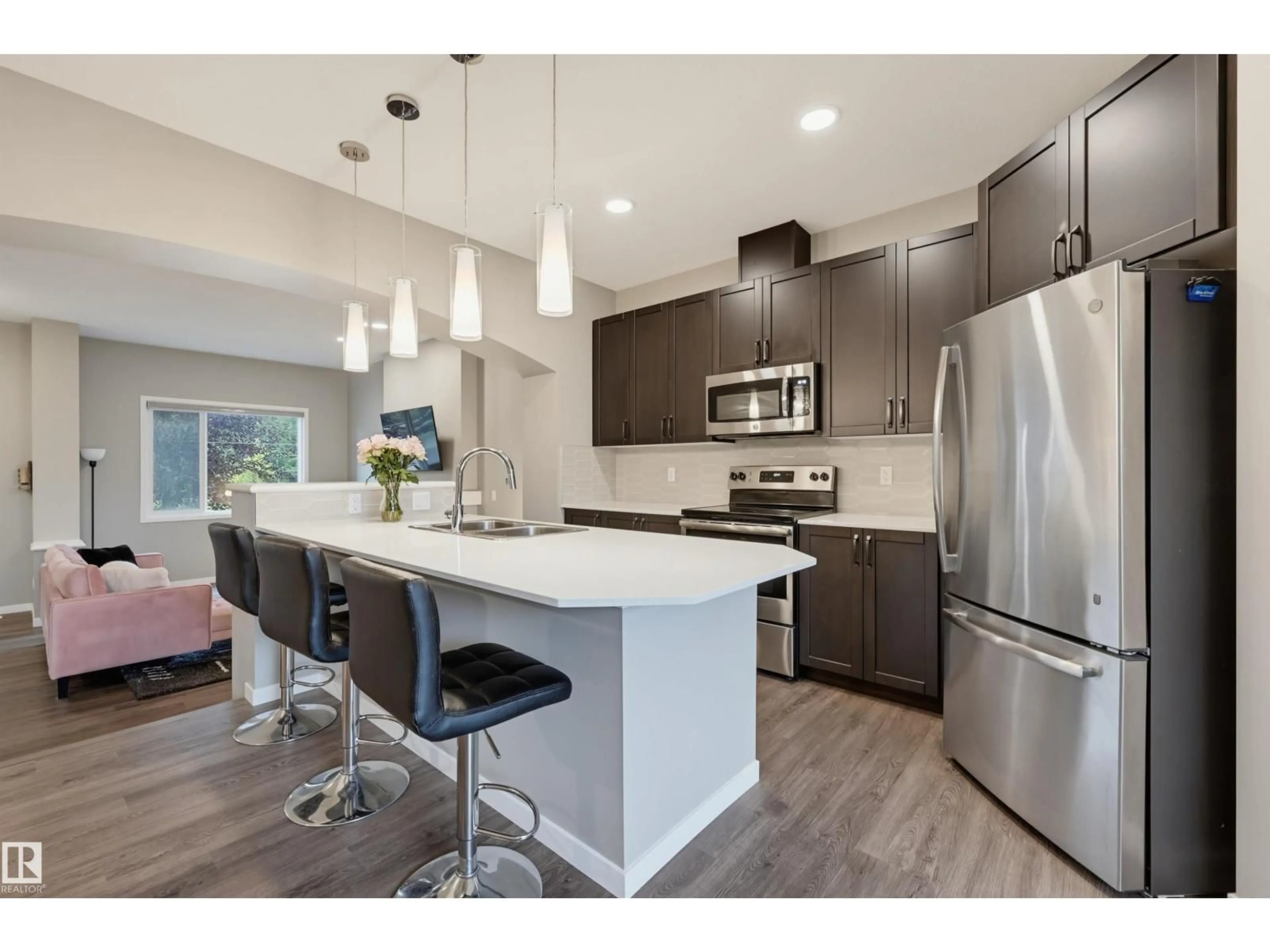 Open concept kitchen, unknown for 5175 EDGEMONT BV, Edmonton Alberta T6M1J7