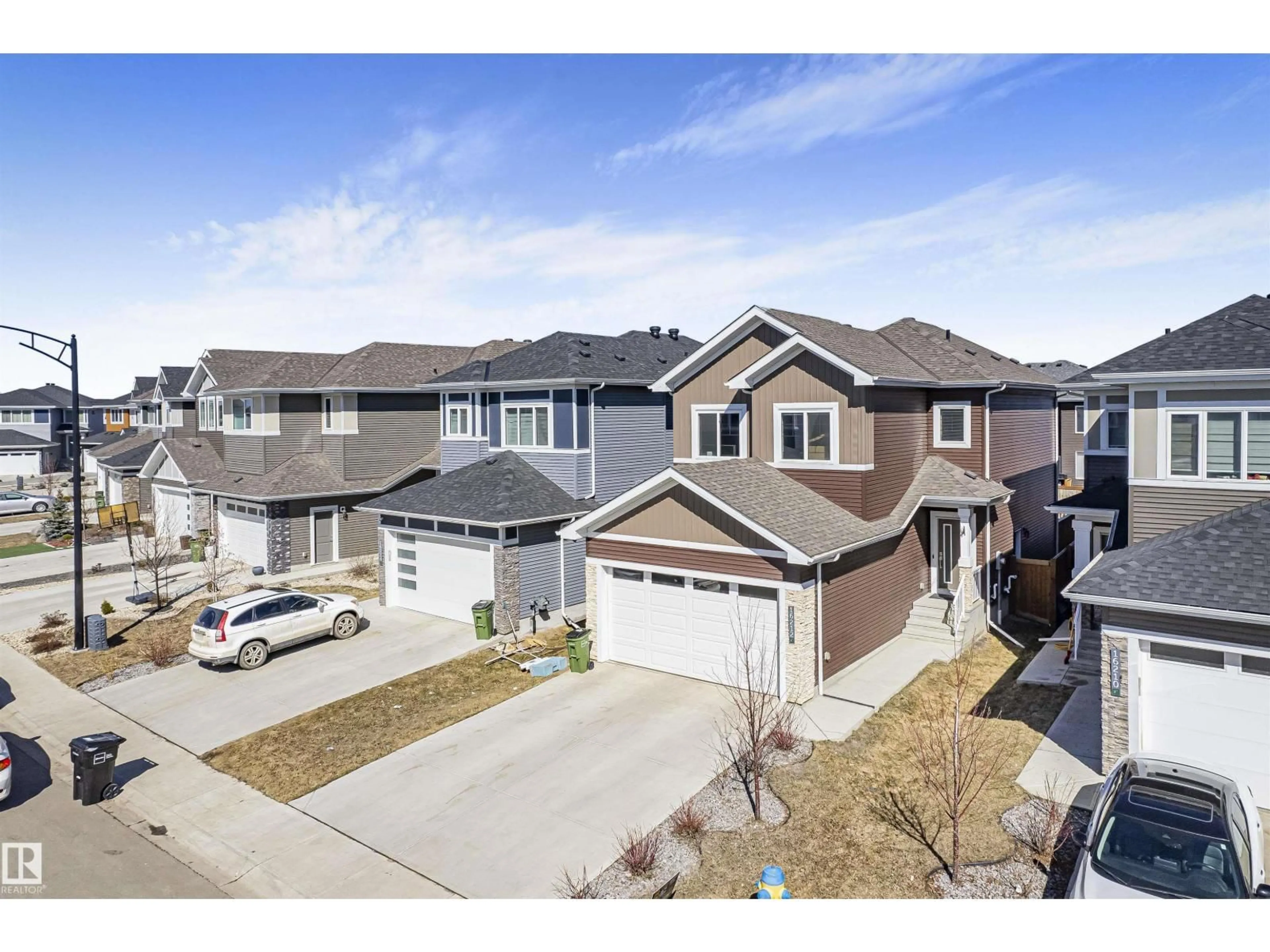 A pic from outside/outdoor area/front of a property/back of a property/a pic from drone, street for SW - 16212 32 AV, Edmonton Alberta T6W4P2
