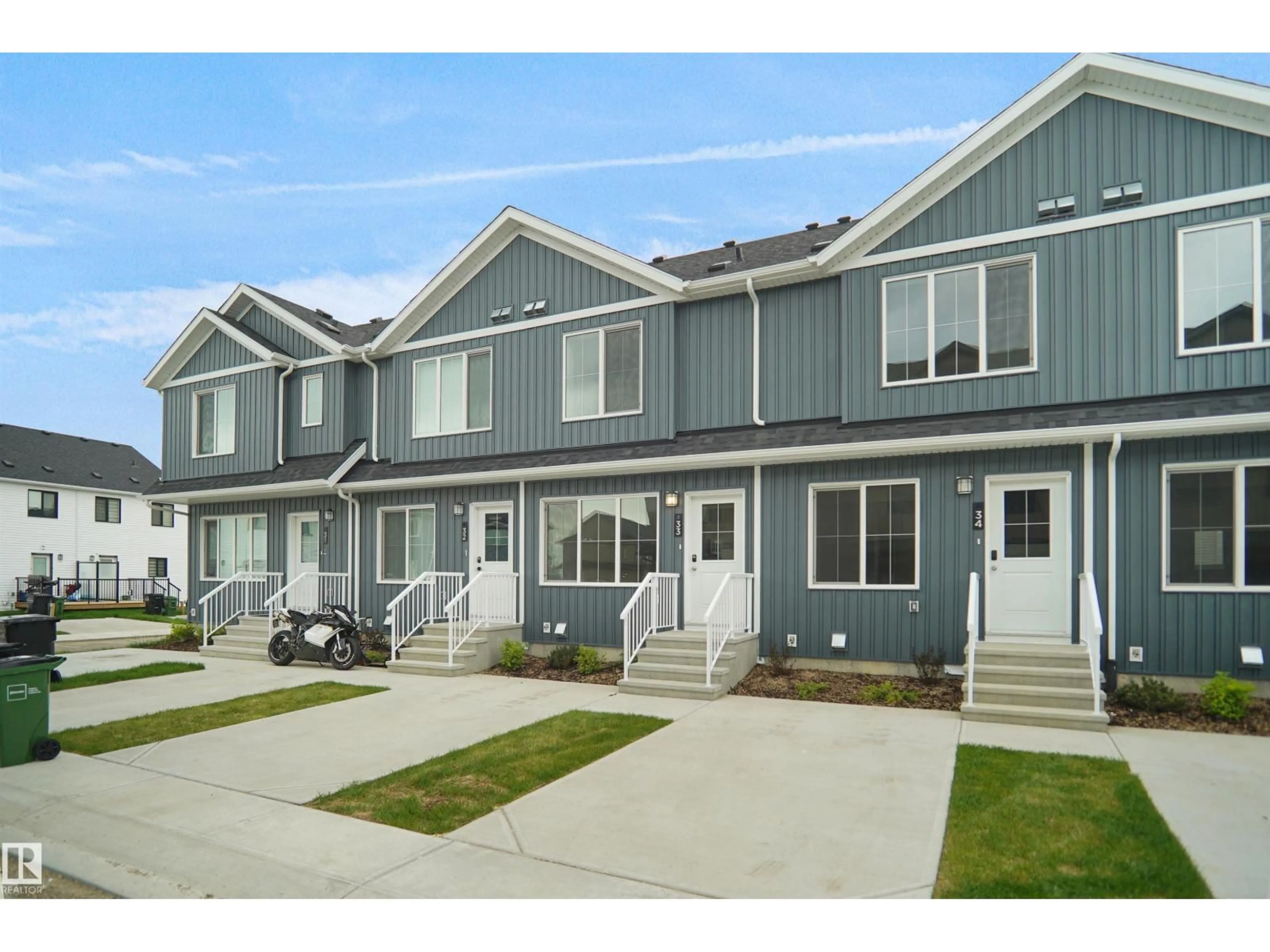 Home with vinyl exterior material, street for #35 - 1009 CY BECKER RD, Edmonton Alberta T5Y4B7