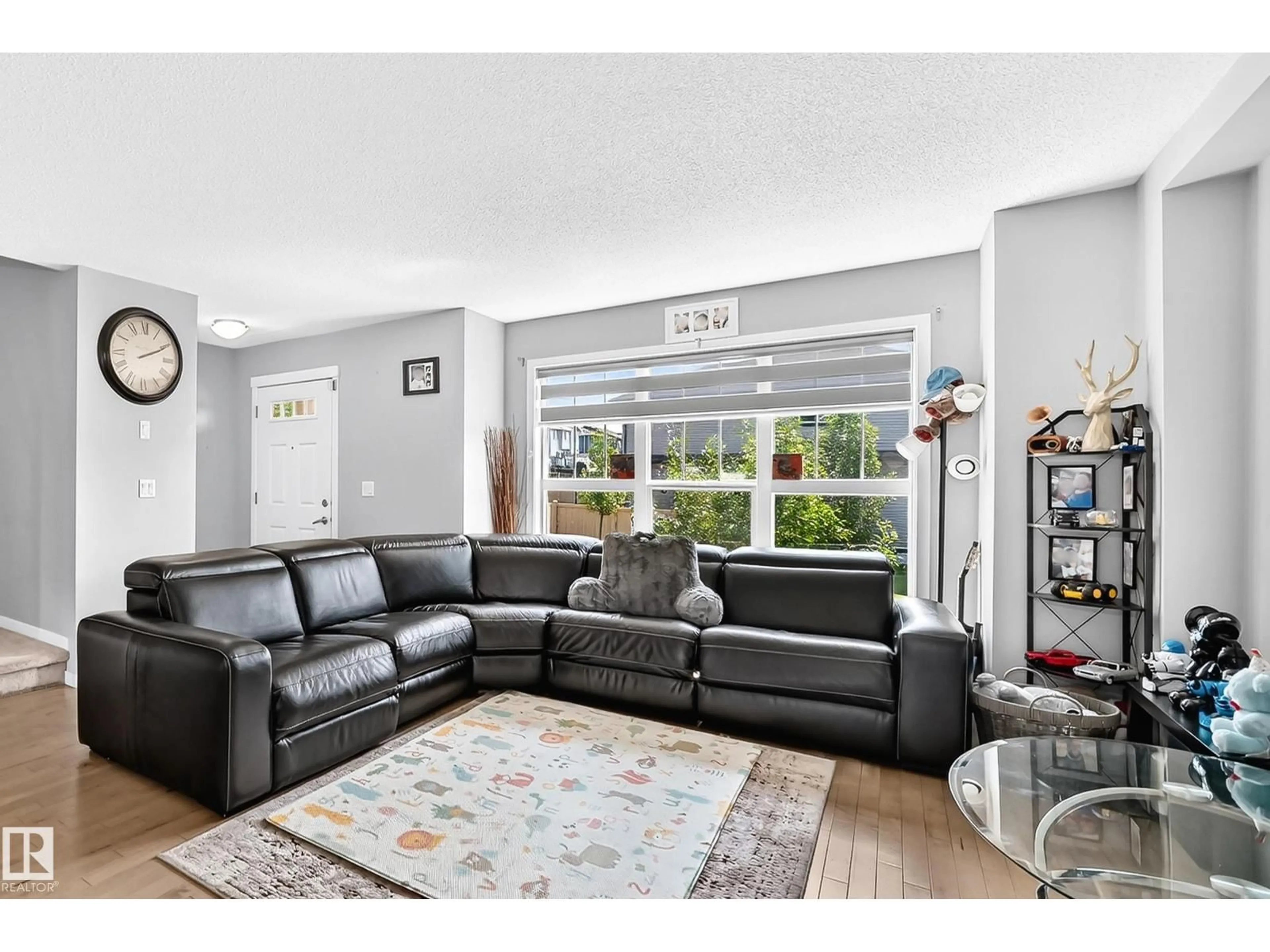 Living room with furniture, unknown for SW - 5280 21 AV, Edmonton Alberta T6X1X3