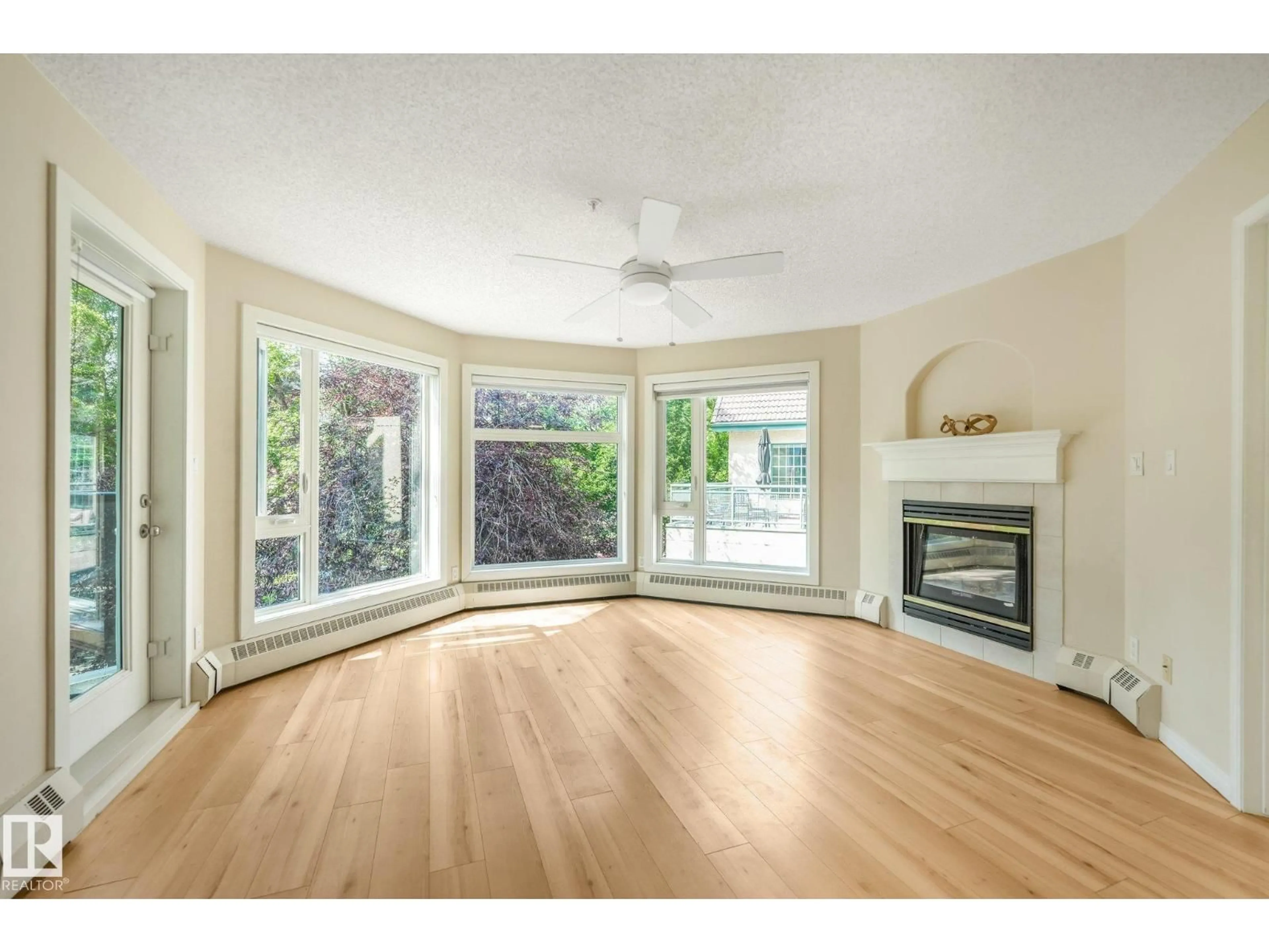 A pic of a room for #206 - 9905 112 ST, Edmonton Alberta T5K1L6