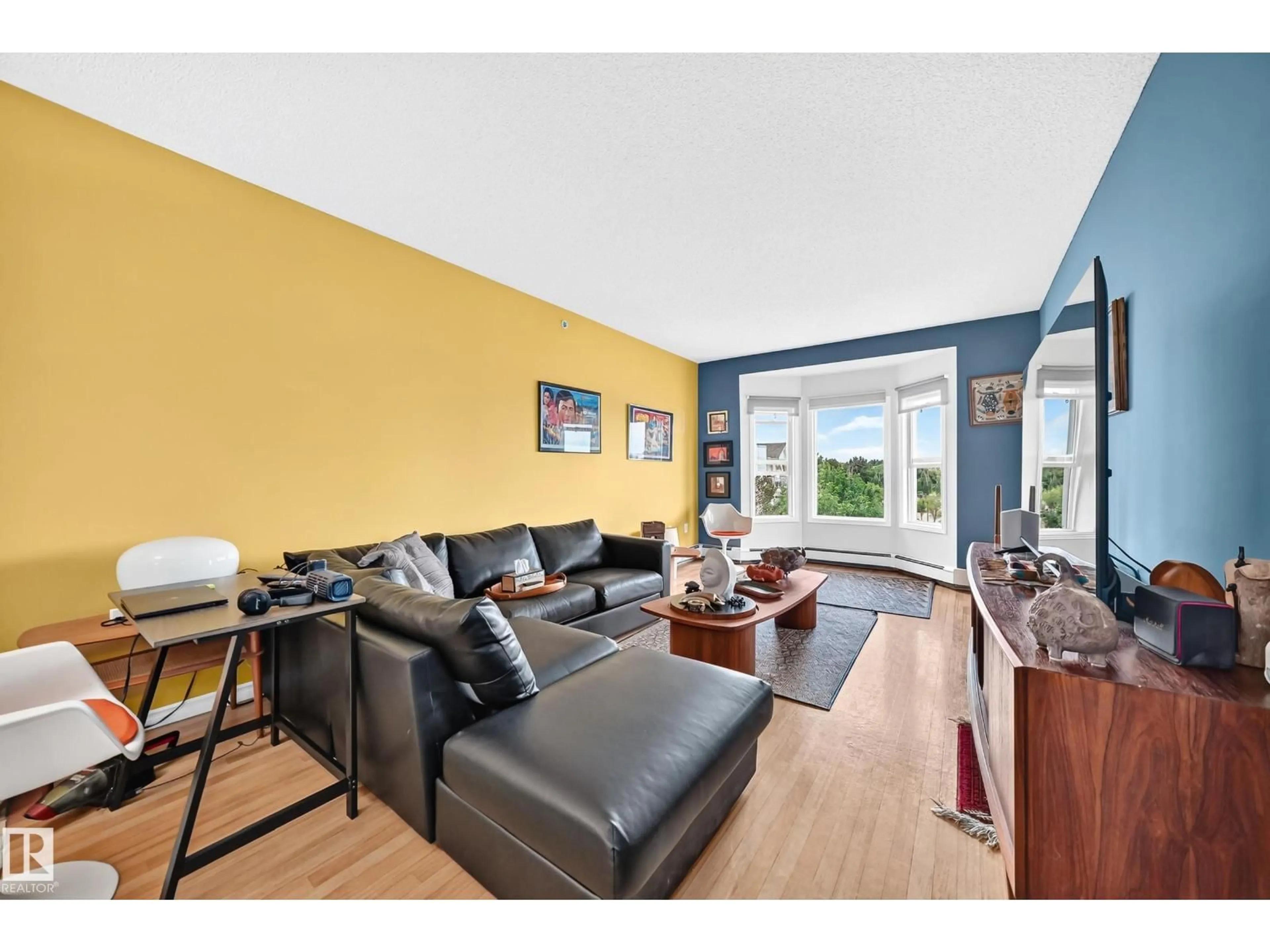 Living room with furniture, unknown for 421 14259 50 ST, Edmonton Alberta T5A5J2