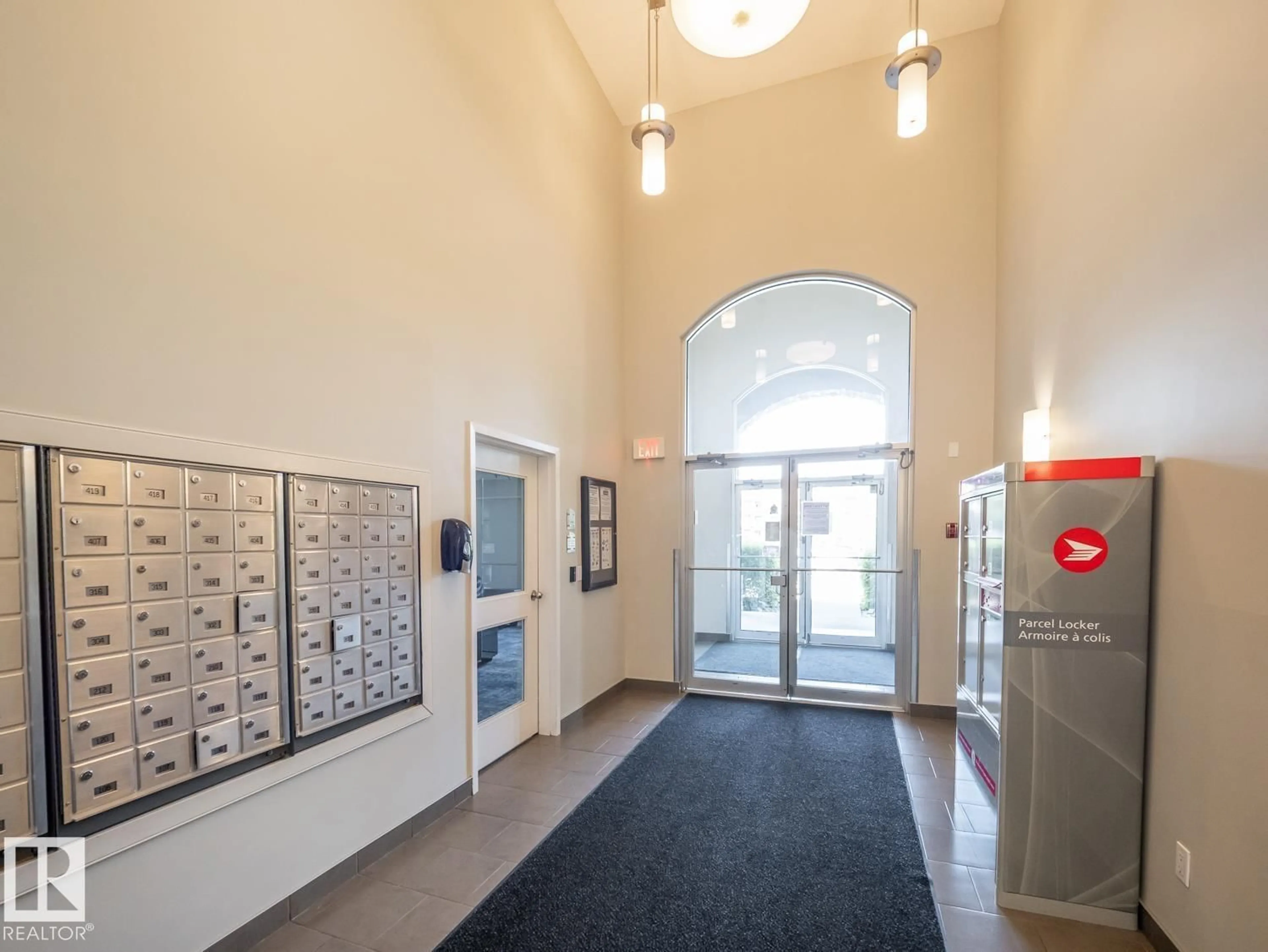 Indoor foyer for #216 - 392 SILVERBERRY ROAD, Edmonton Alberta T6T0H1