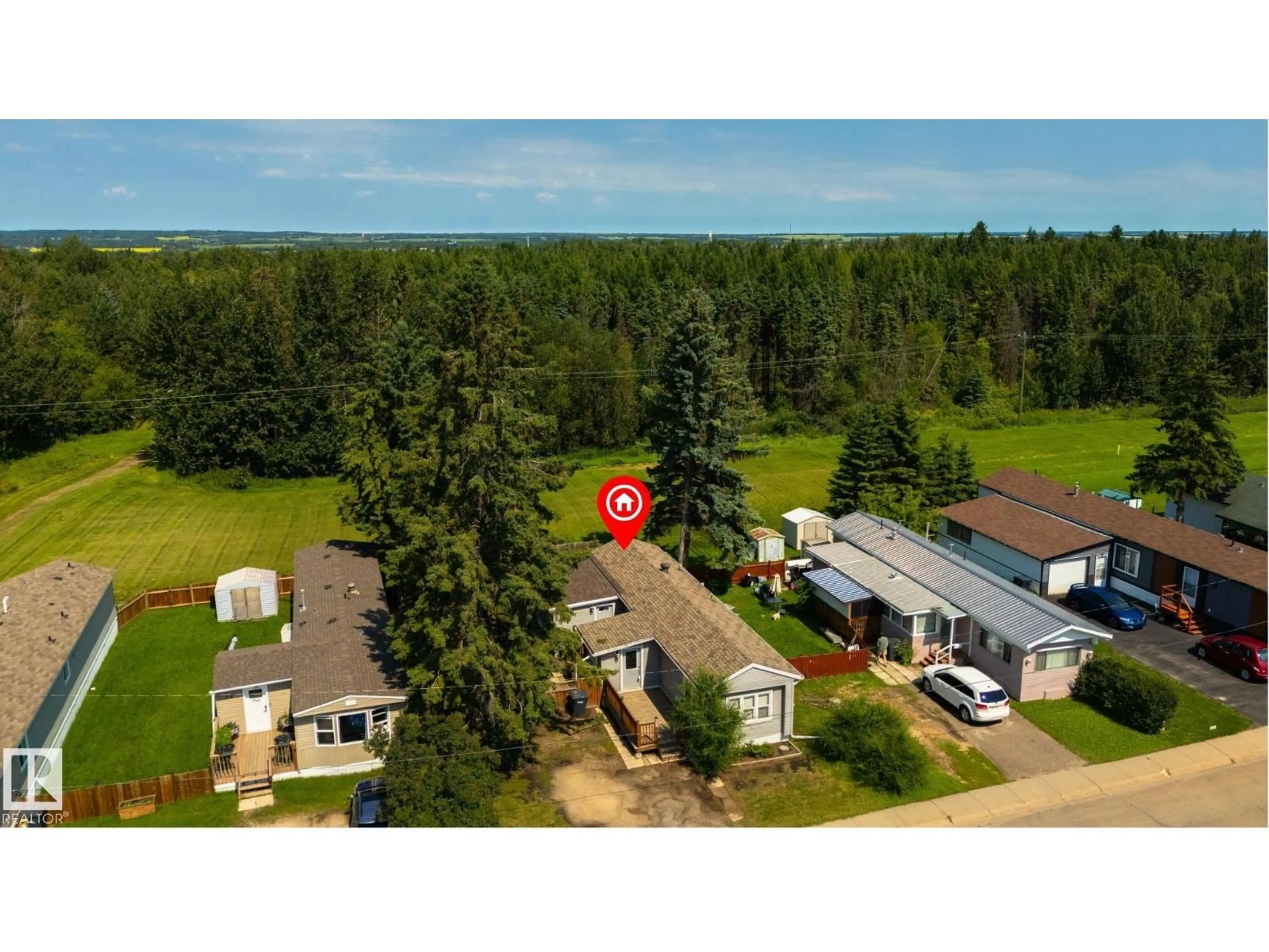 A pic from outside/outdoor area/front of a property/back of a property/a pic from drone, unknown for #35 - 305 CALAHOO RD, Spruce Grove Alberta T7X3K5