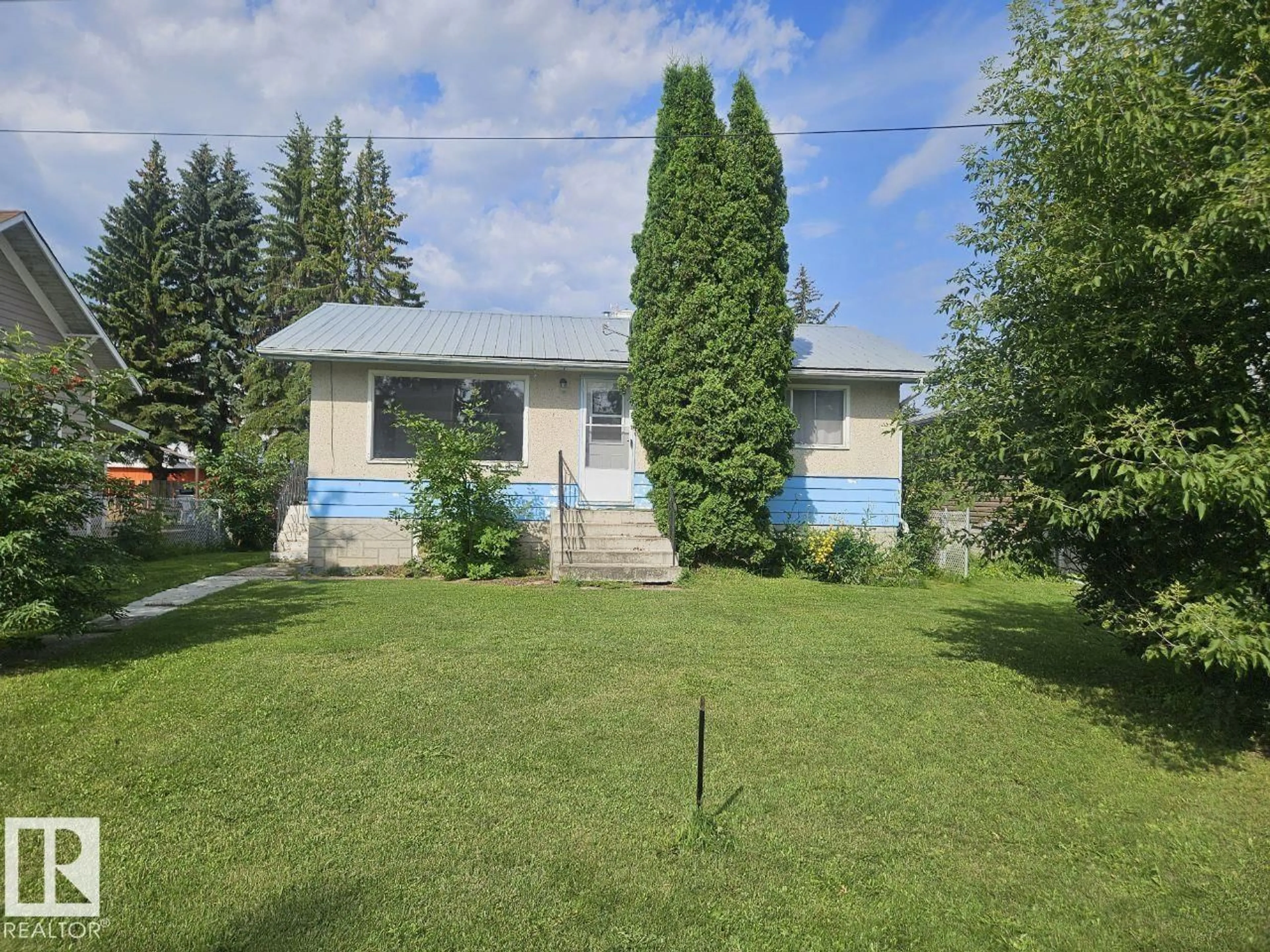 Unknown for 5024 50 ST, Andrew Alberta T0B0C0