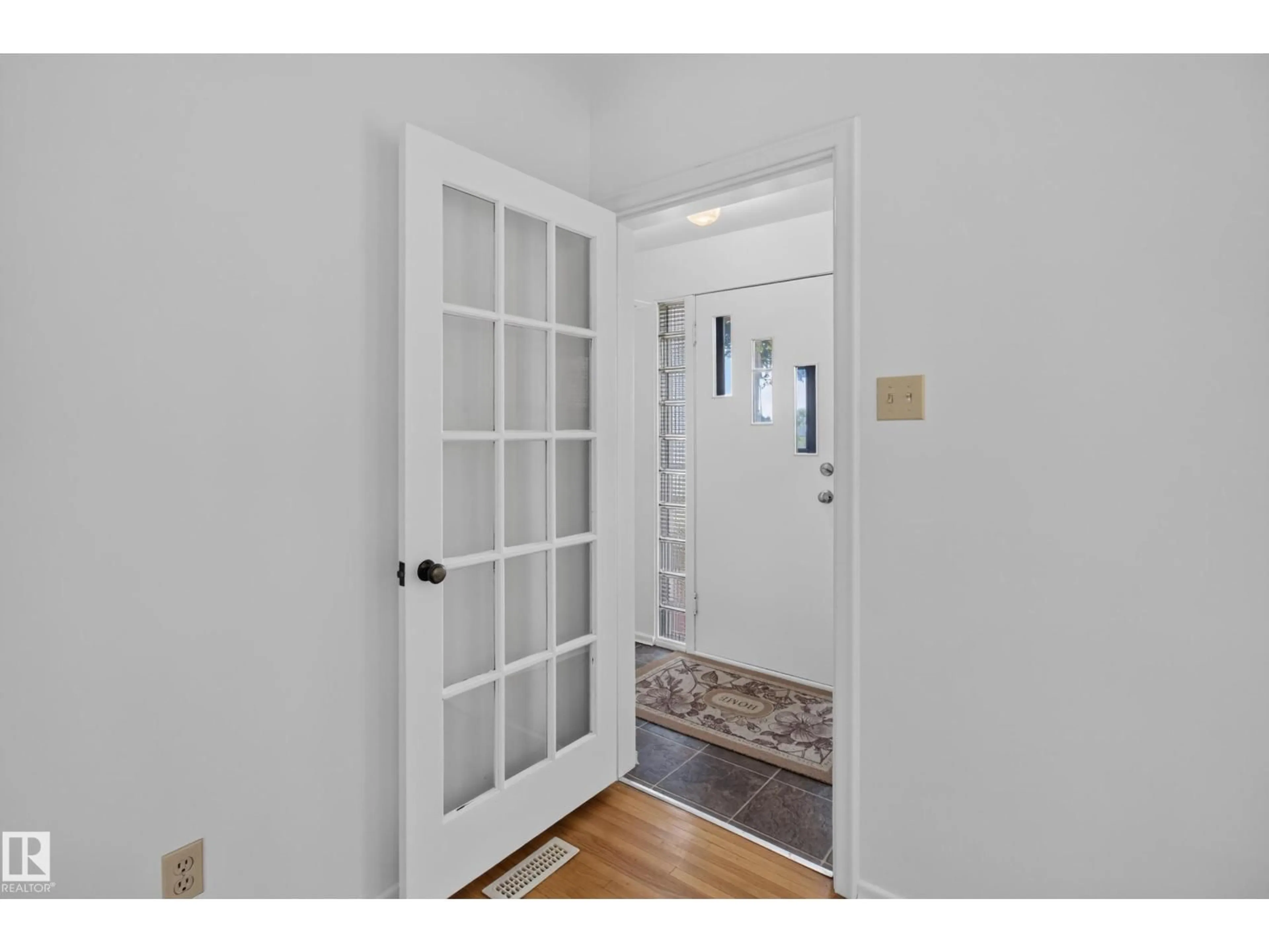 Indoor entryway for NW - 10640 79 ST, Edmonton Alberta T6A3H4