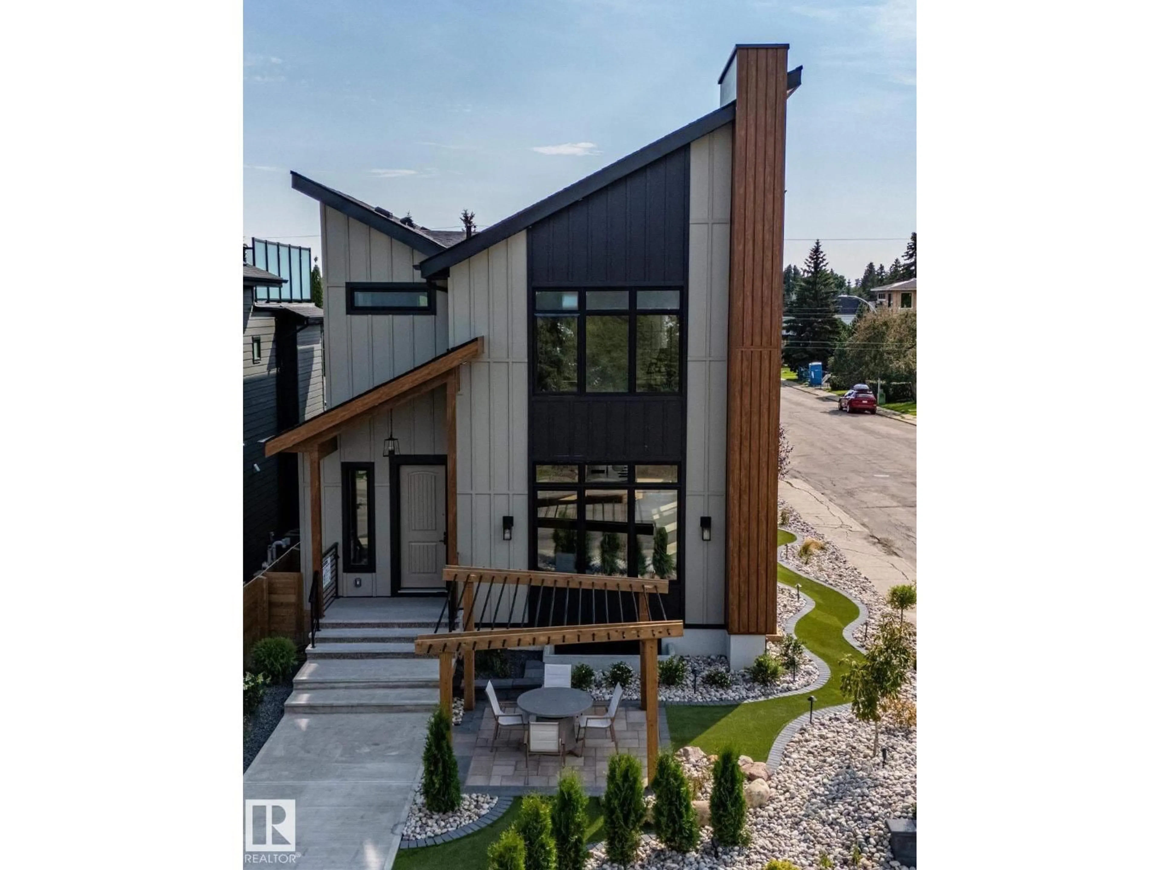 Unknown for NW - 4142 122 ST, Edmonton Alberta T6J0W8
