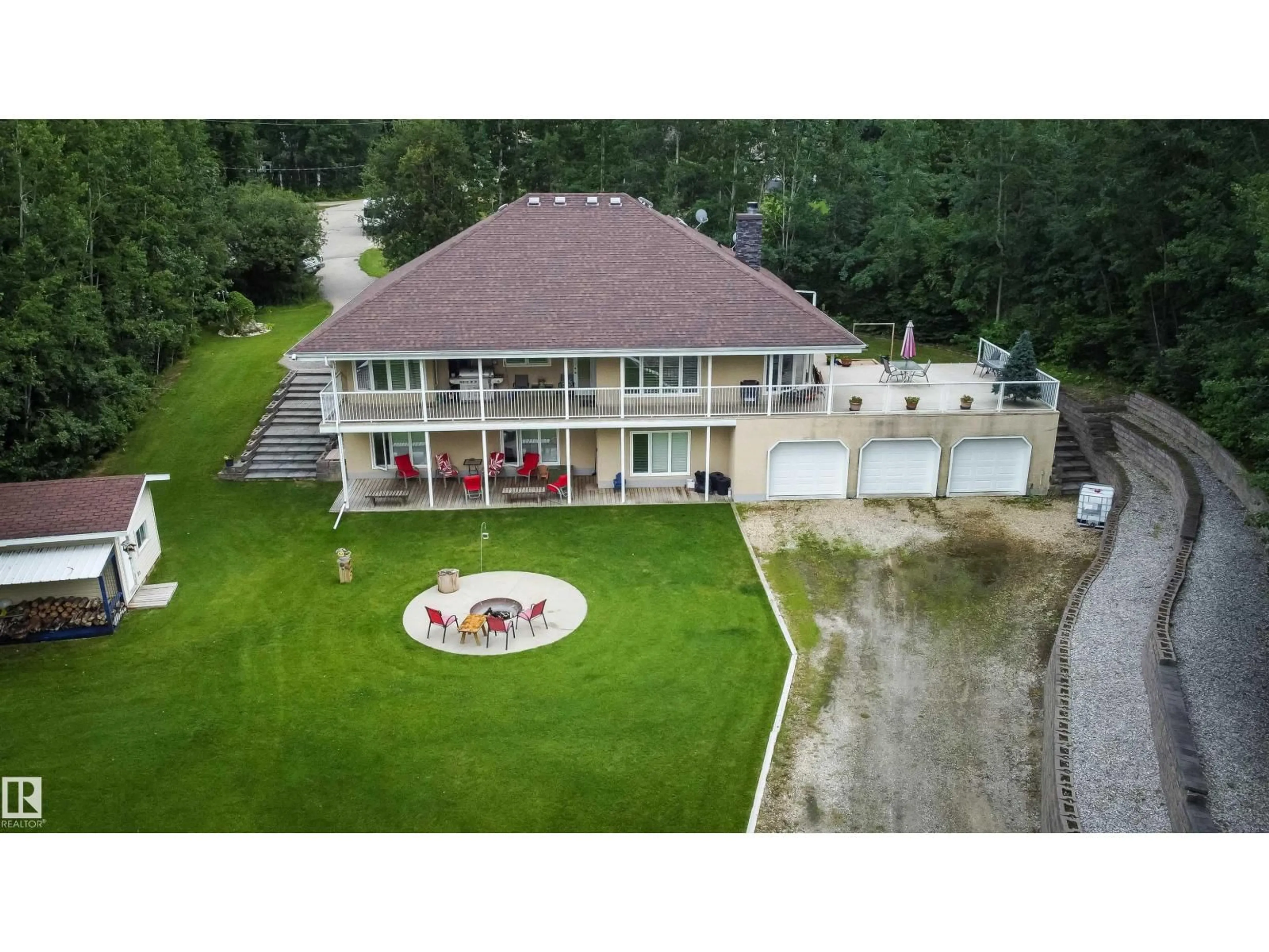 A pic from outside/outdoor area/front of a property/back of a property/a pic from drone, unknown for 5631 49 ST, Rural Lac Ste. Anne County Alberta T0E0A0