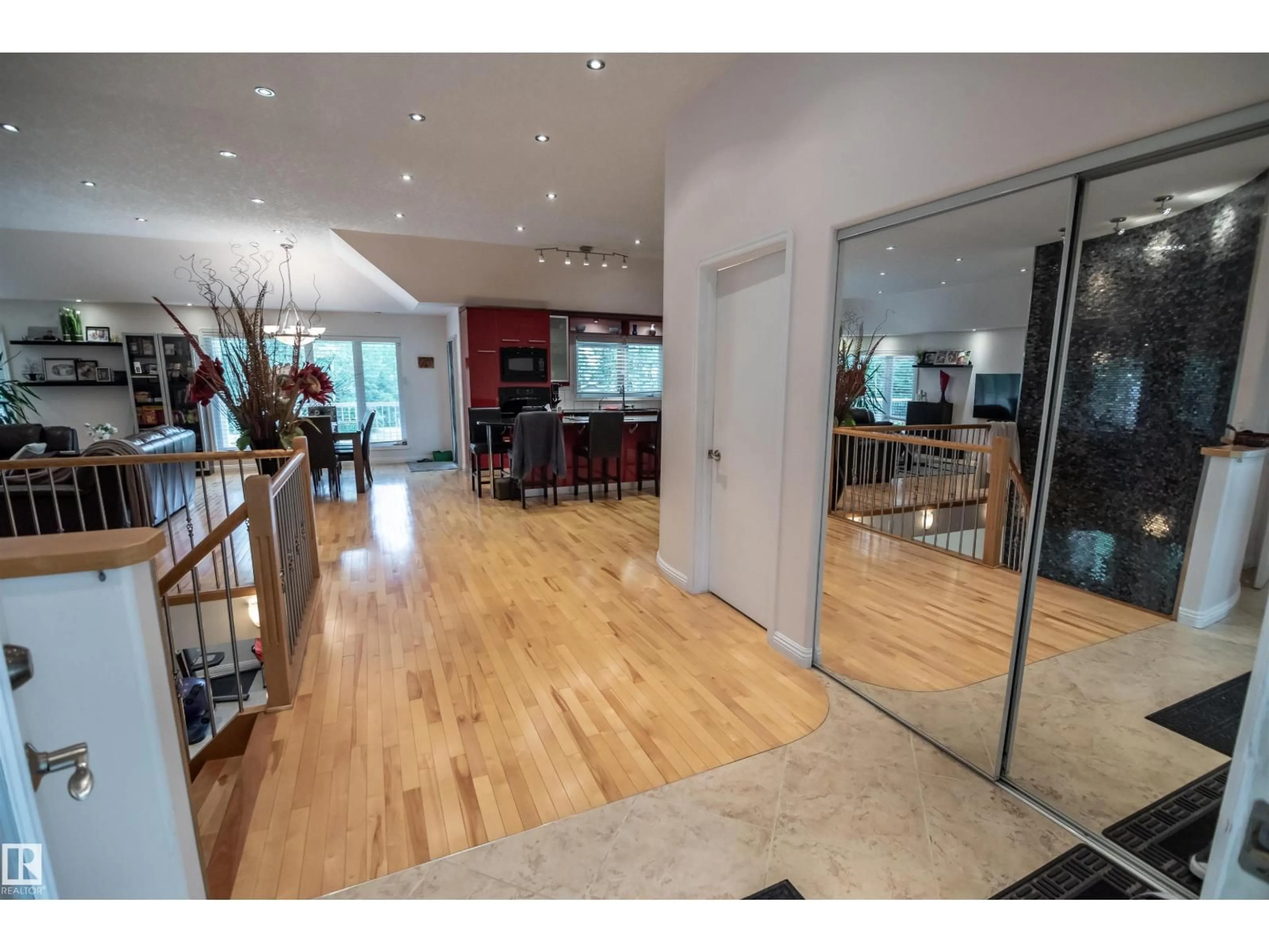Indoor foyer for 5631 49 ST, Rural Lac Ste. Anne County Alberta T0E0A0