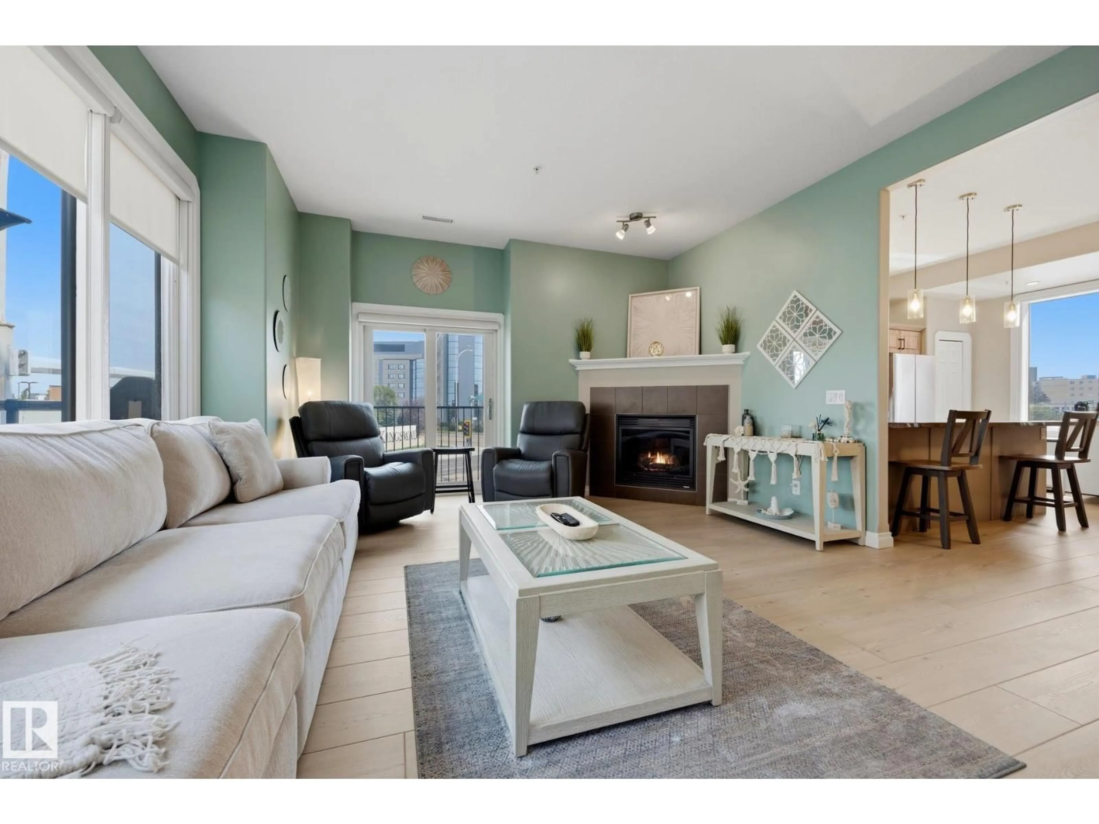Living room with furniture, unknown for #201 - 10625 KINGSWAY AV, Edmonton Alberta T5G2Z6