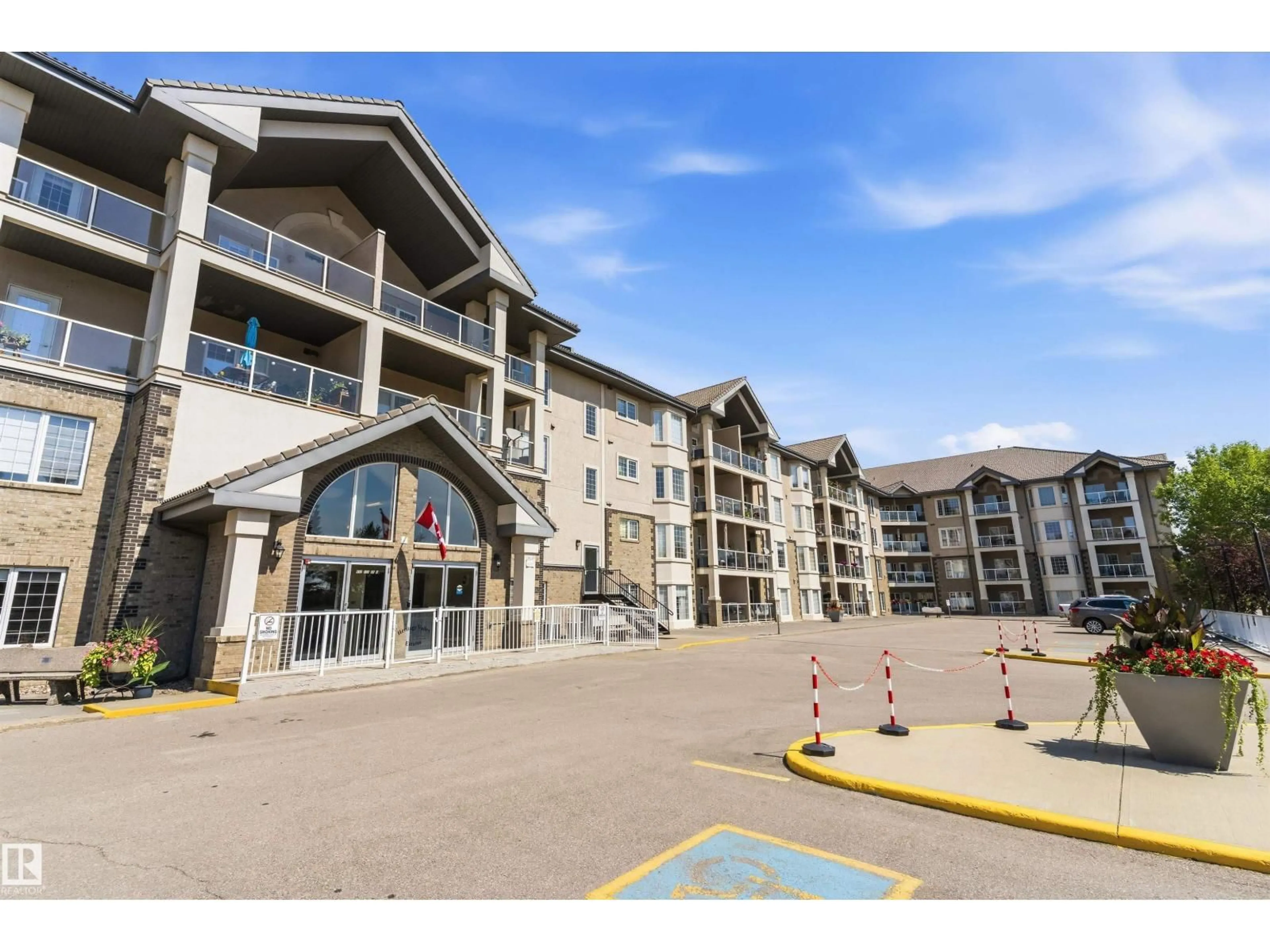 Unknown for SW - 315 612 111 ST, Edmonton Alberta T6W1R9