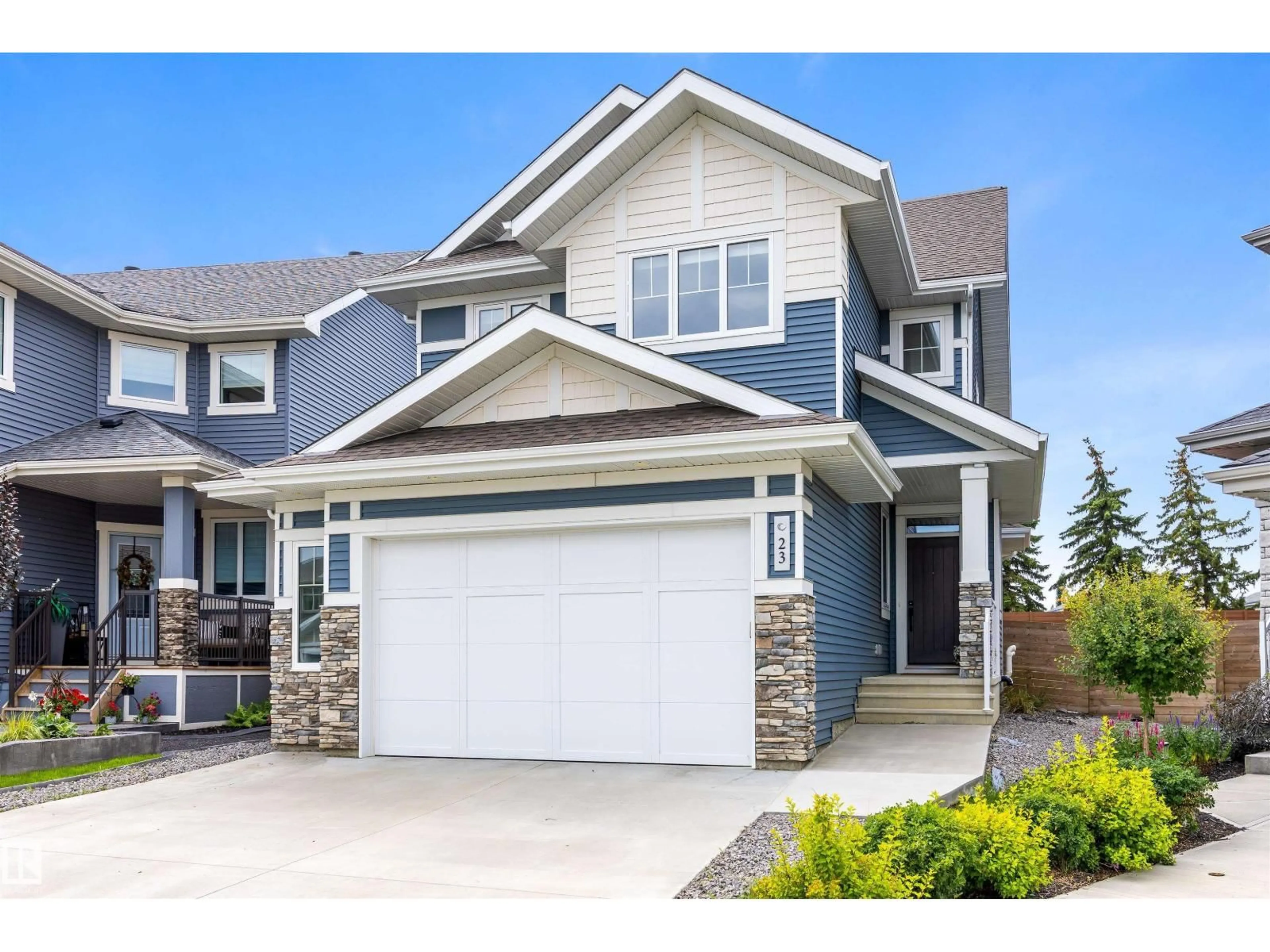 Home with vinyl exterior material, street for 23 JAMISON CR, St. Albert Alberta T8N7X7