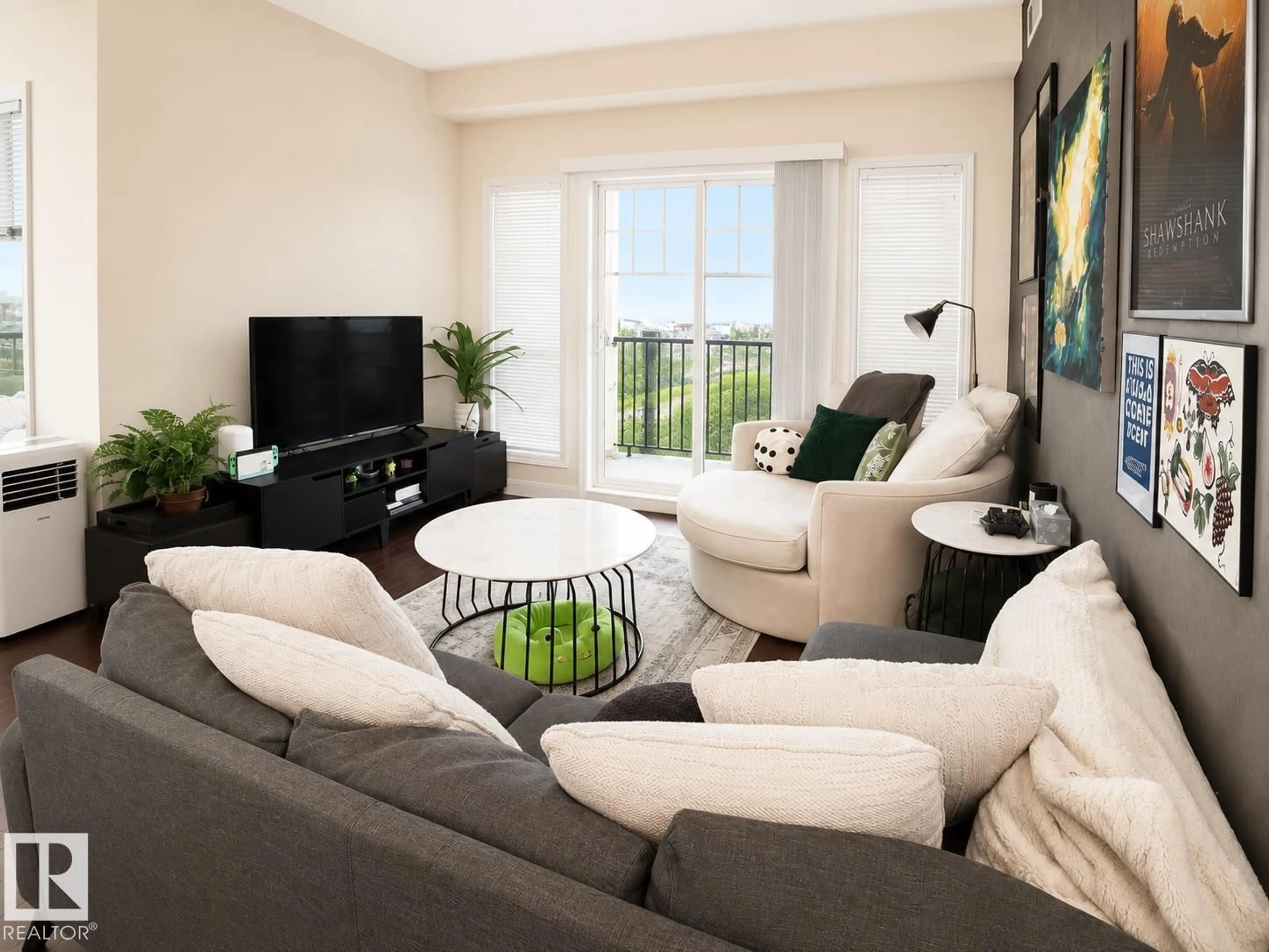 Living room with furniture, unknown for 3403 AUGUSTINE CR, Sherwood Park Alberta T8H0X8