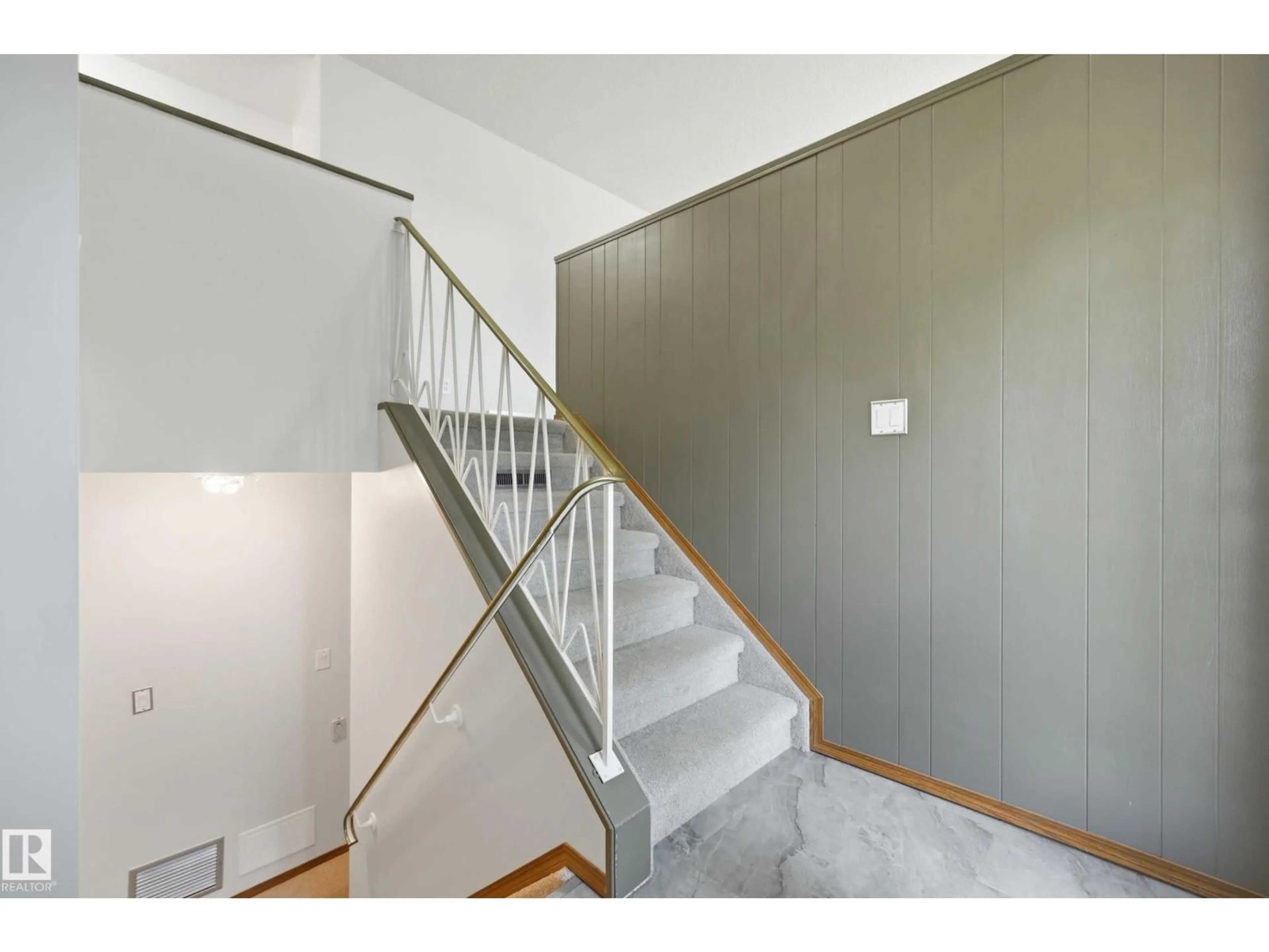 Stairs for 5210 43 AV, Leduc Alberta T9E5A6