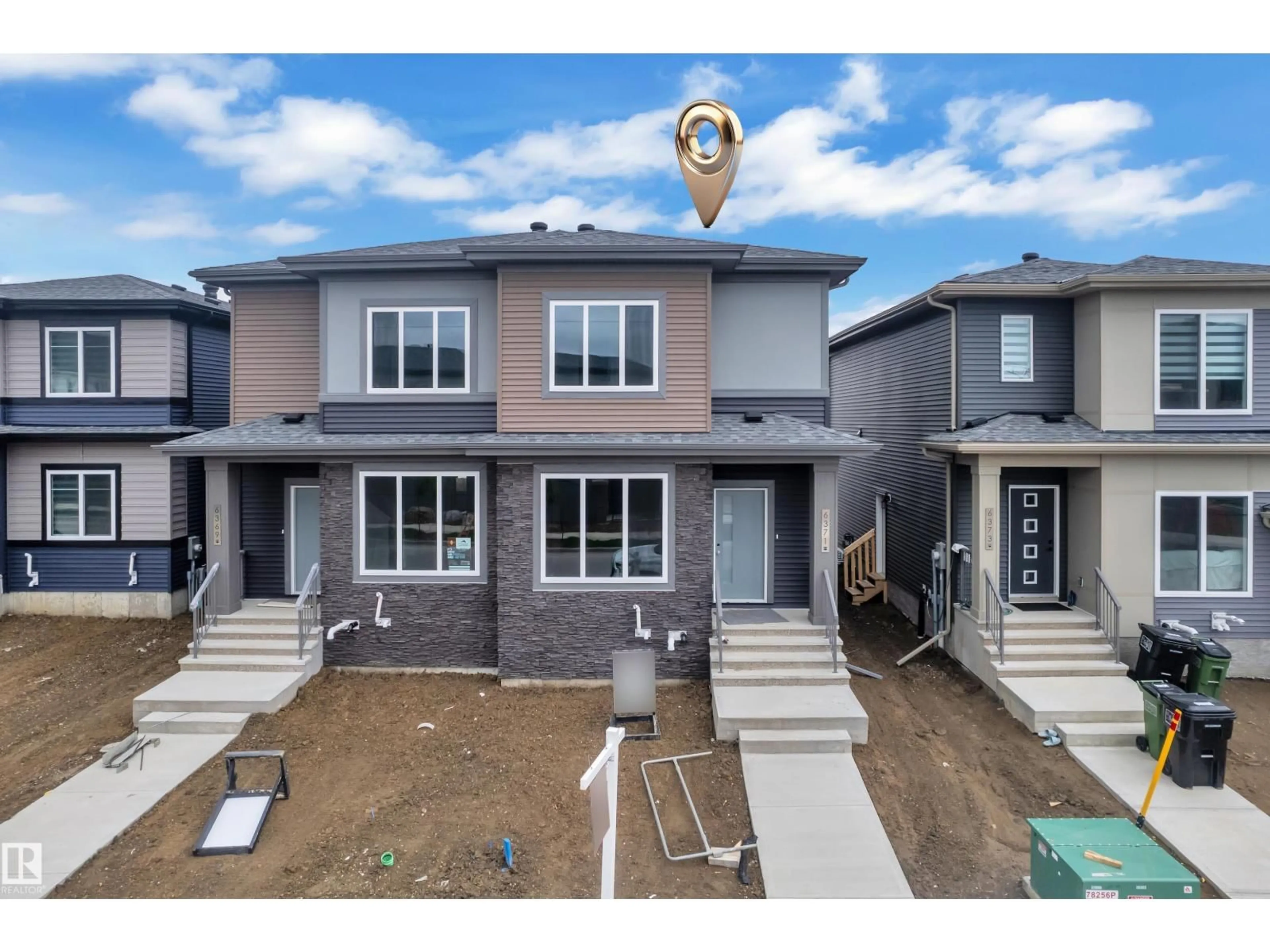 A pic from outside/outdoor area/front of a property/back of a property/a pic from drone, street for SW - 6371 KING WD, Edmonton Alberta T6W5J3