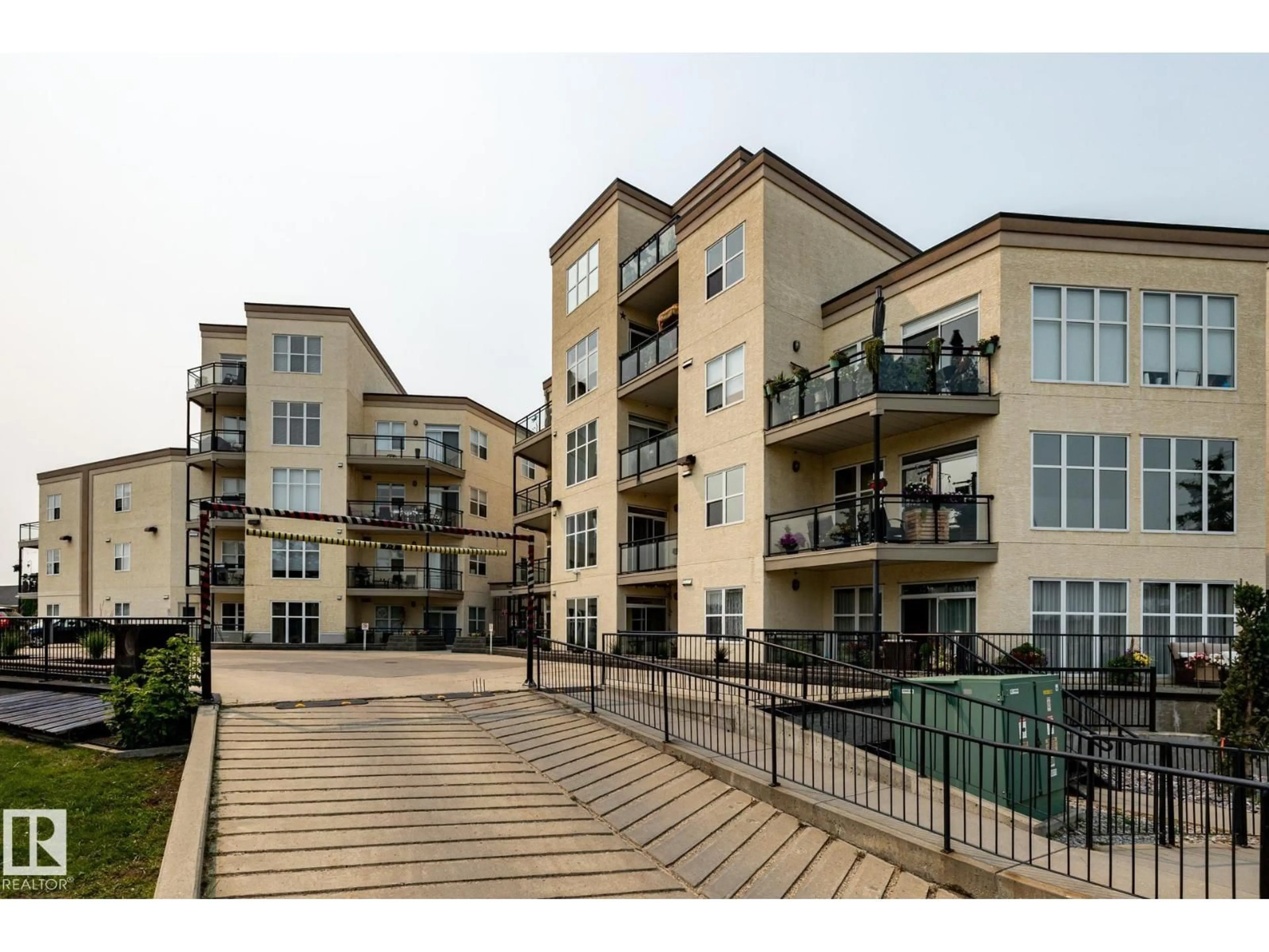 Patio, unknown for #410 - 9940 SHERRIDON DR, Fort Saskatchewan Alberta T8L4C9
