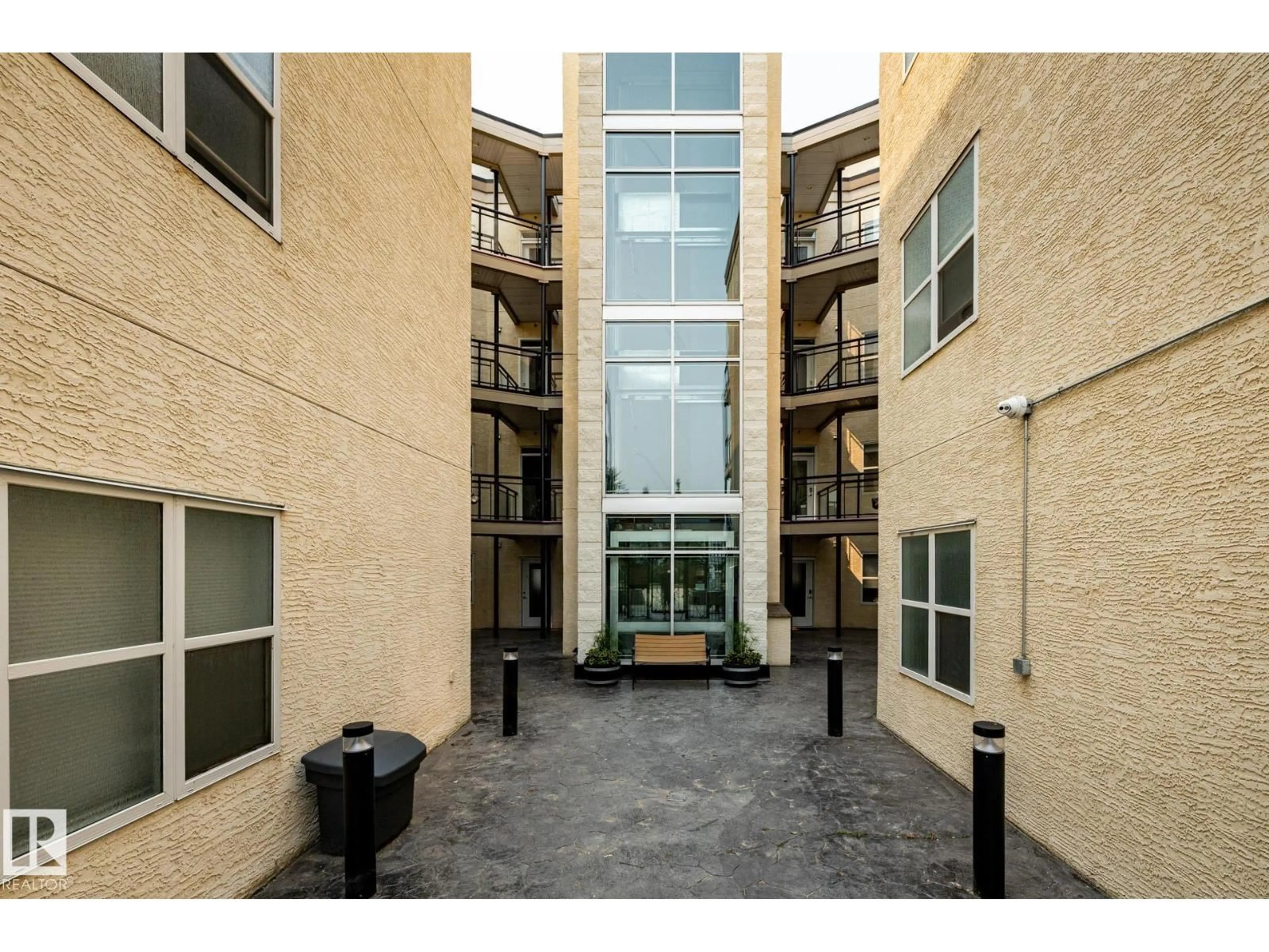 Indoor foyer for #410 - 9940 SHERRIDON DR, Fort Saskatchewan Alberta T8L4C9