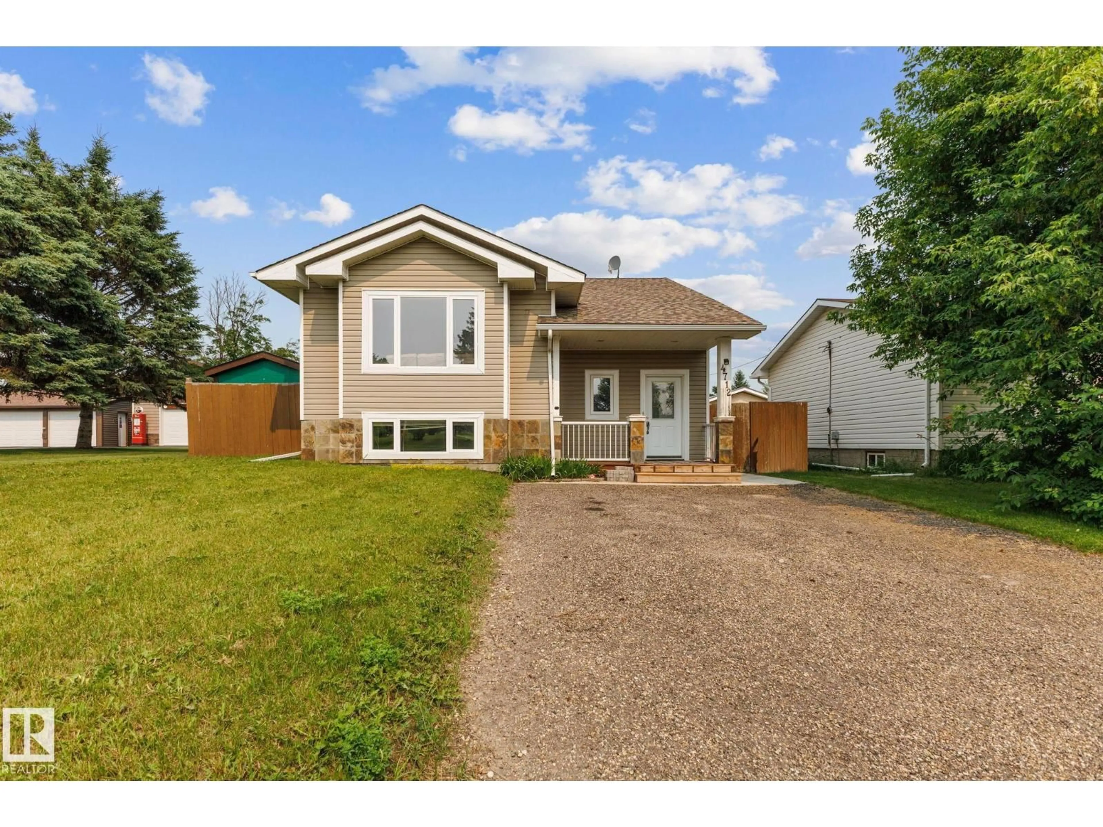 Unknown for 4712 48 ST, Onoway Alberta T0E1V0