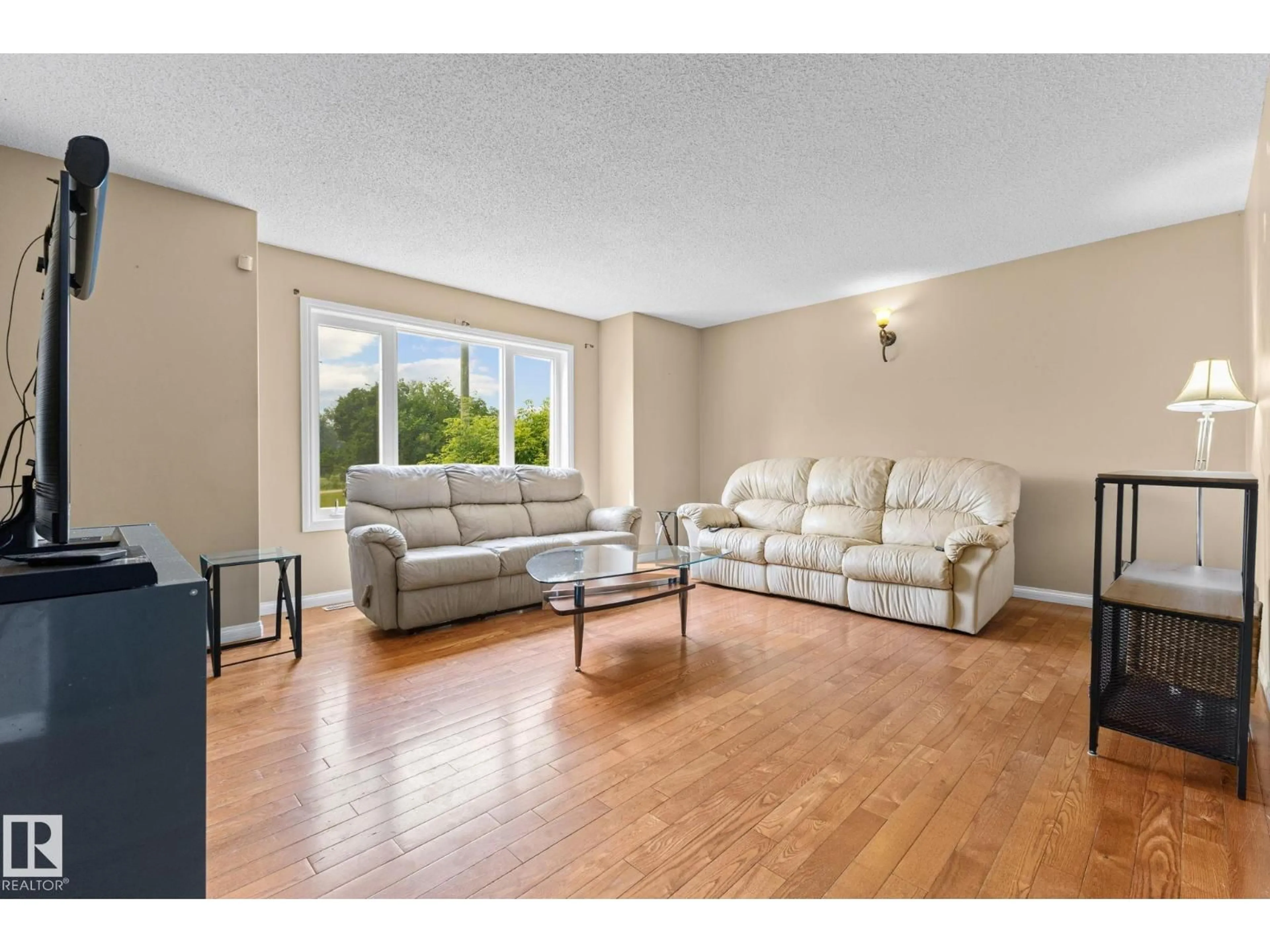 Living room with furniture, unknown for 4712 48 ST, Onoway Alberta T0E1V0