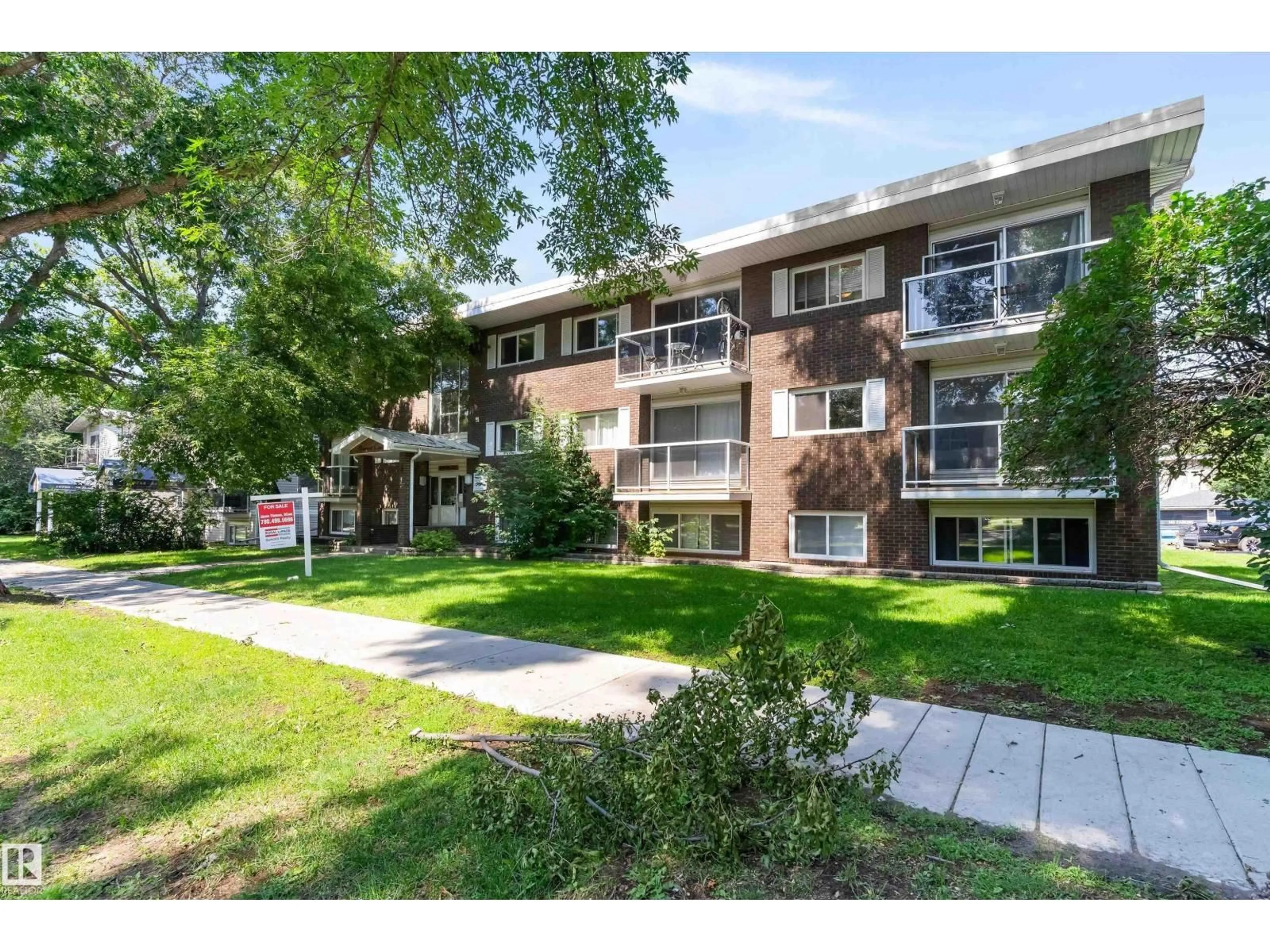 Patio, unknown for #102 - 10720 84 AV, Edmonton Alberta T6E2H9