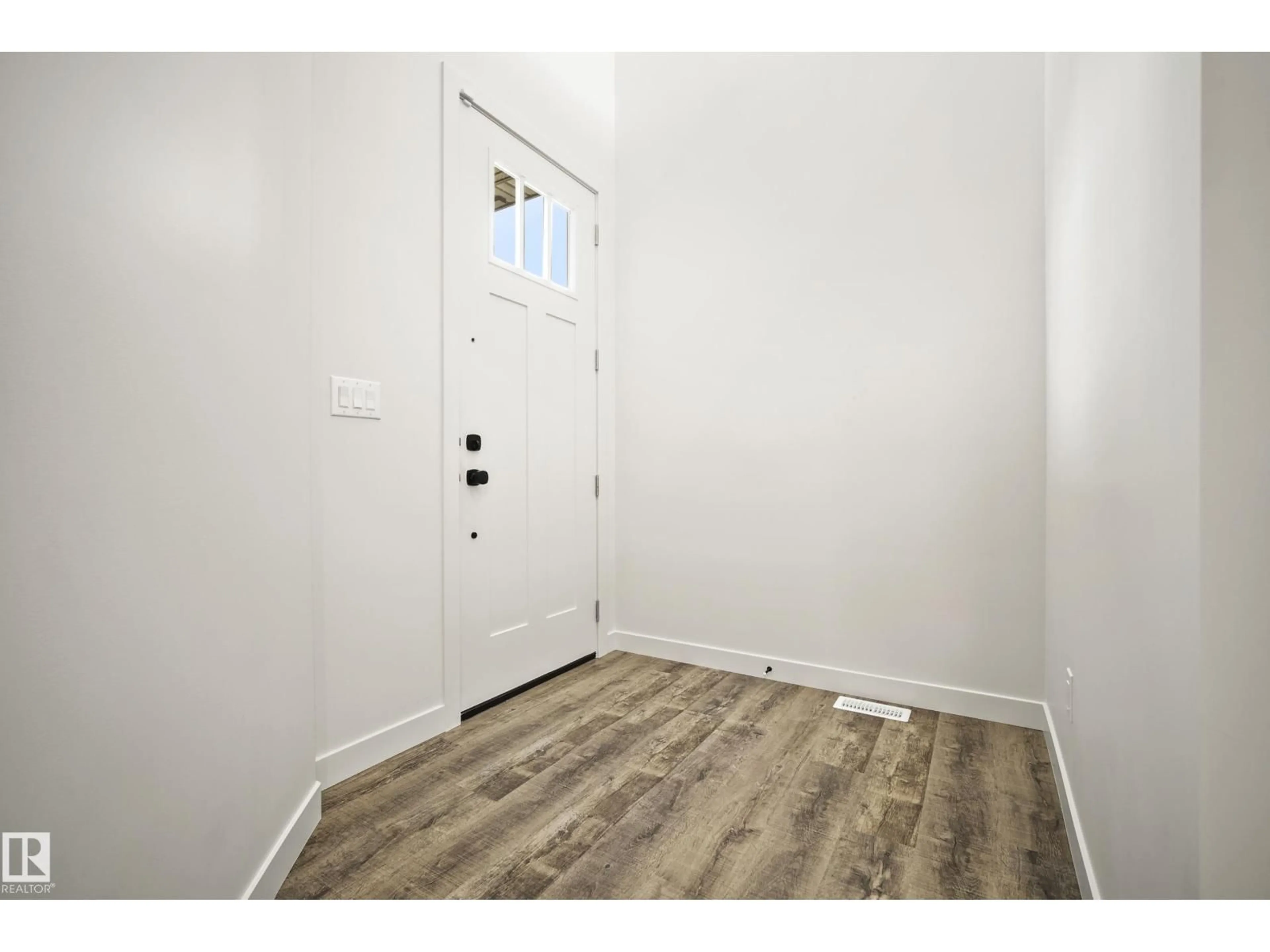 Indoor entryway for 31 PRESCOTT CL, Spruce Grove Alberta T7X0R3
