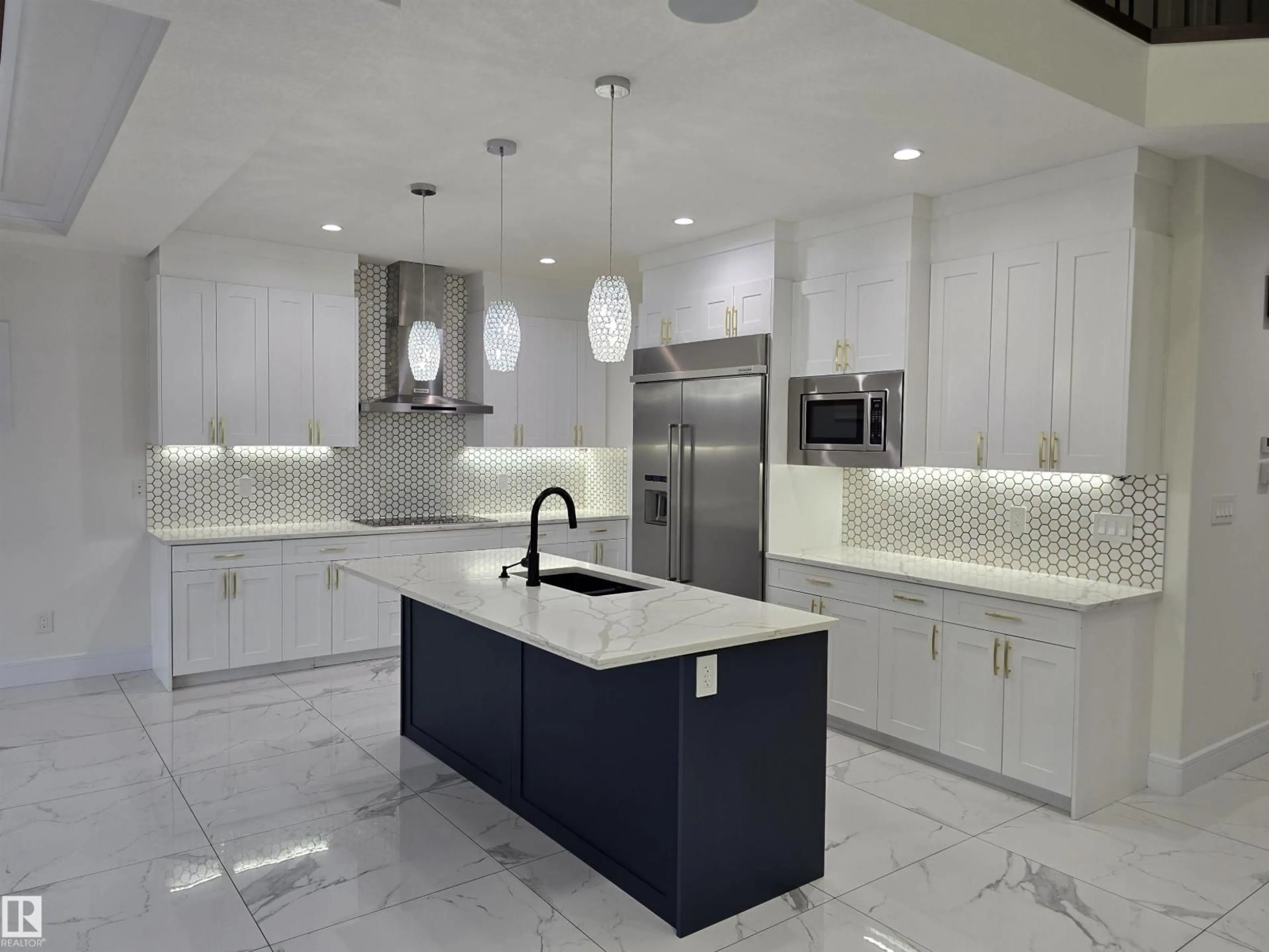 Contemporary kitchen, ceramic/tile floor for SW - 228 36 ST, Edmonton Alberta T6X2W5