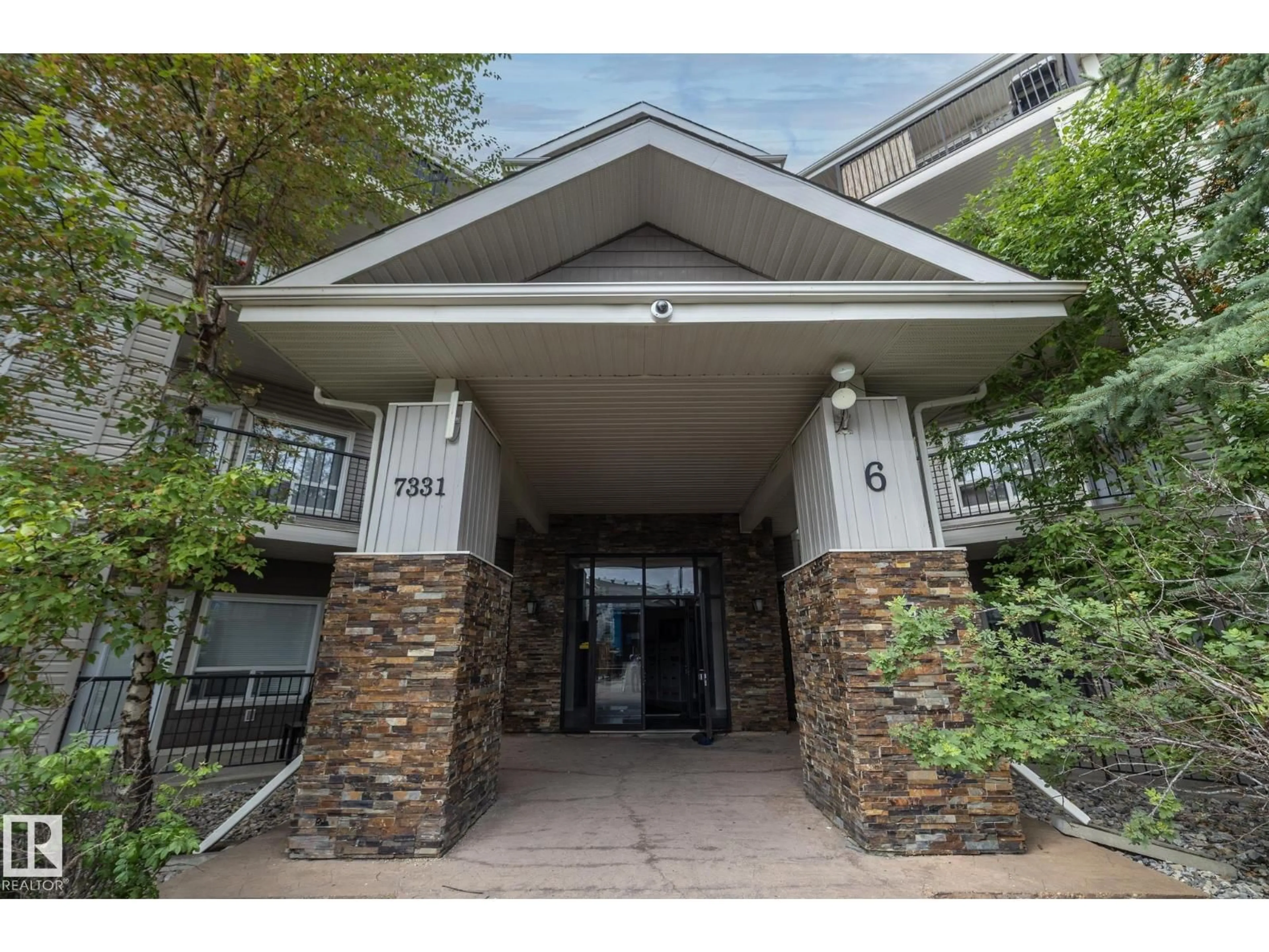 Indoor foyer for 7331 - 6201 SOUTH TERWILLEGAR DR, Edmonton Alberta T6R0L9