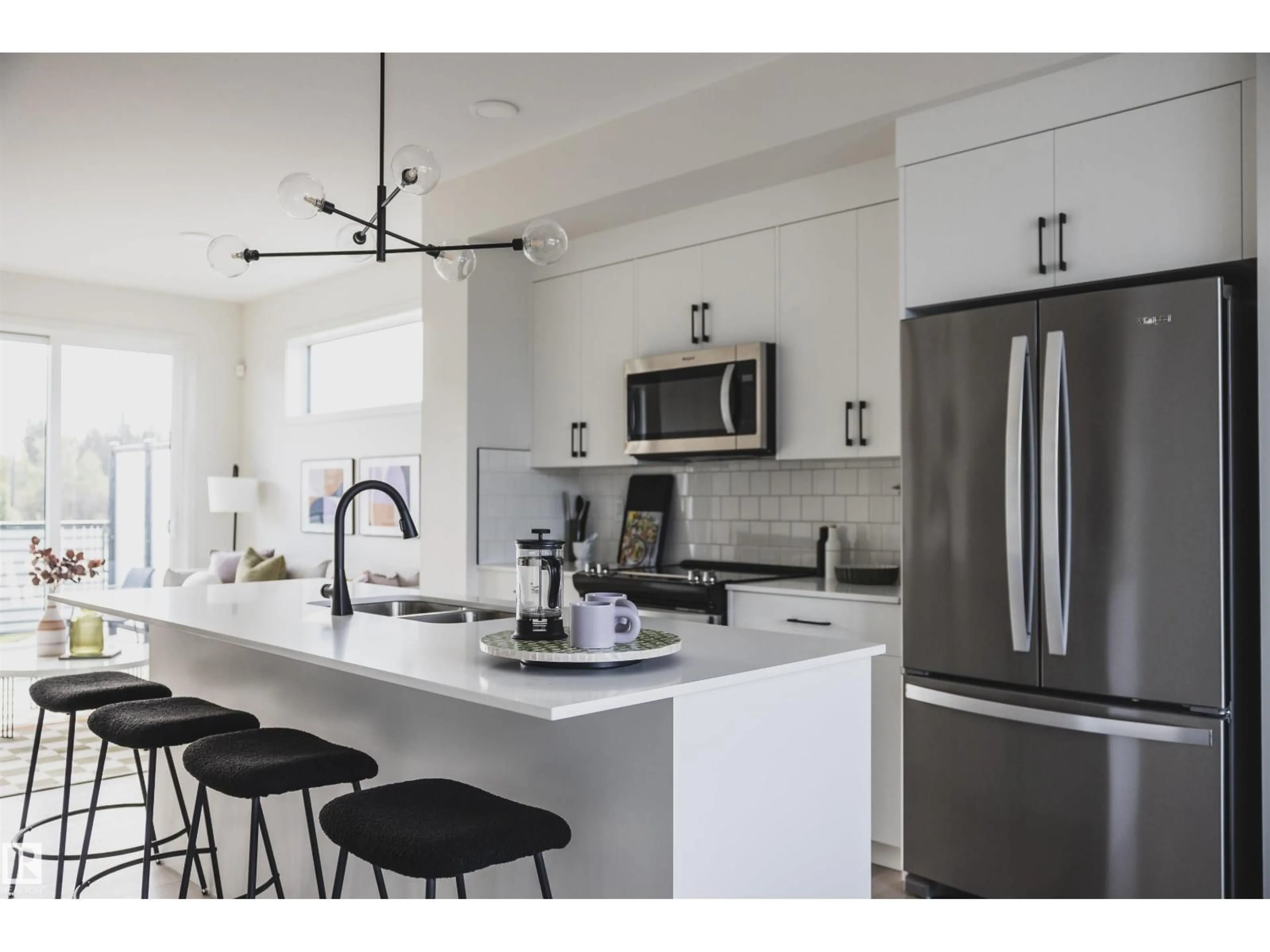 Open concept kitchen, unknown for 7 ROSEBURN TRAIL, Fort Saskatchewan Alberta T8L0A0