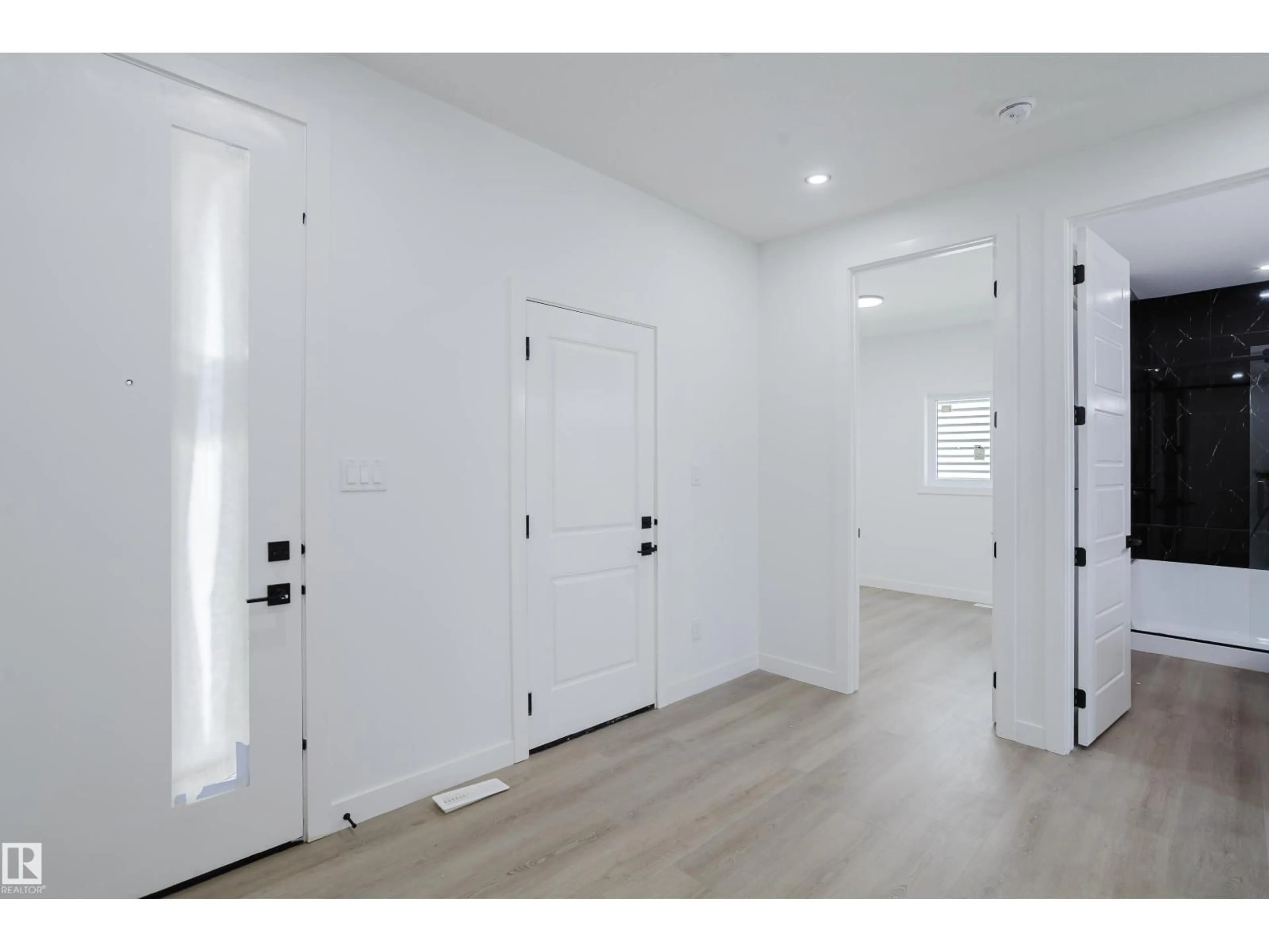 Indoor entryway for NW - 8728 182 AV, Edmonton Alberta T5Z2K6