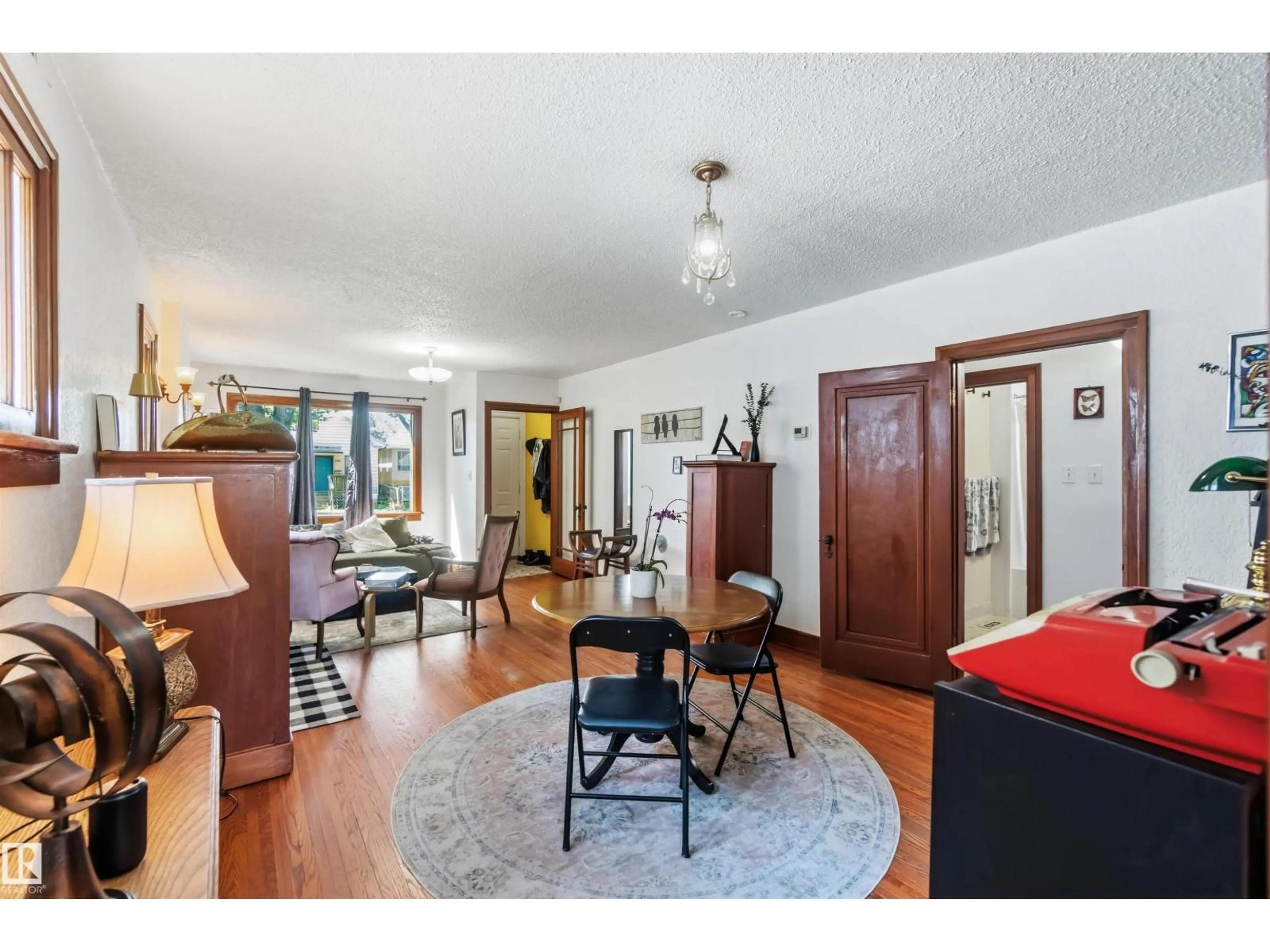 Living room with furniture, unknown for NW - 11343 96 ST, Edmonton Alberta T5G1T2