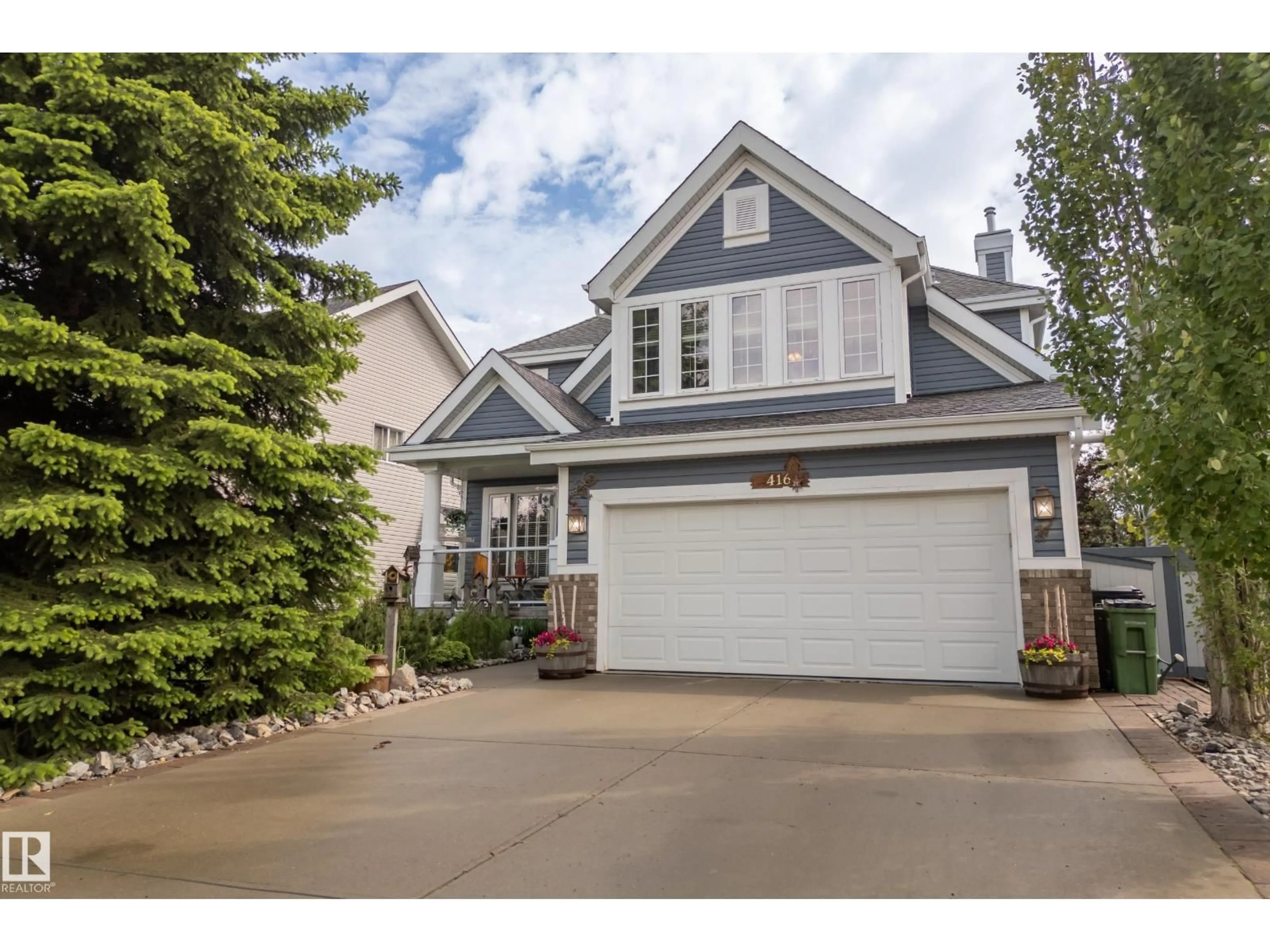 Home with vinyl exterior material, street for 416 SPARLING CT, Edmonton Alberta T6X1G9