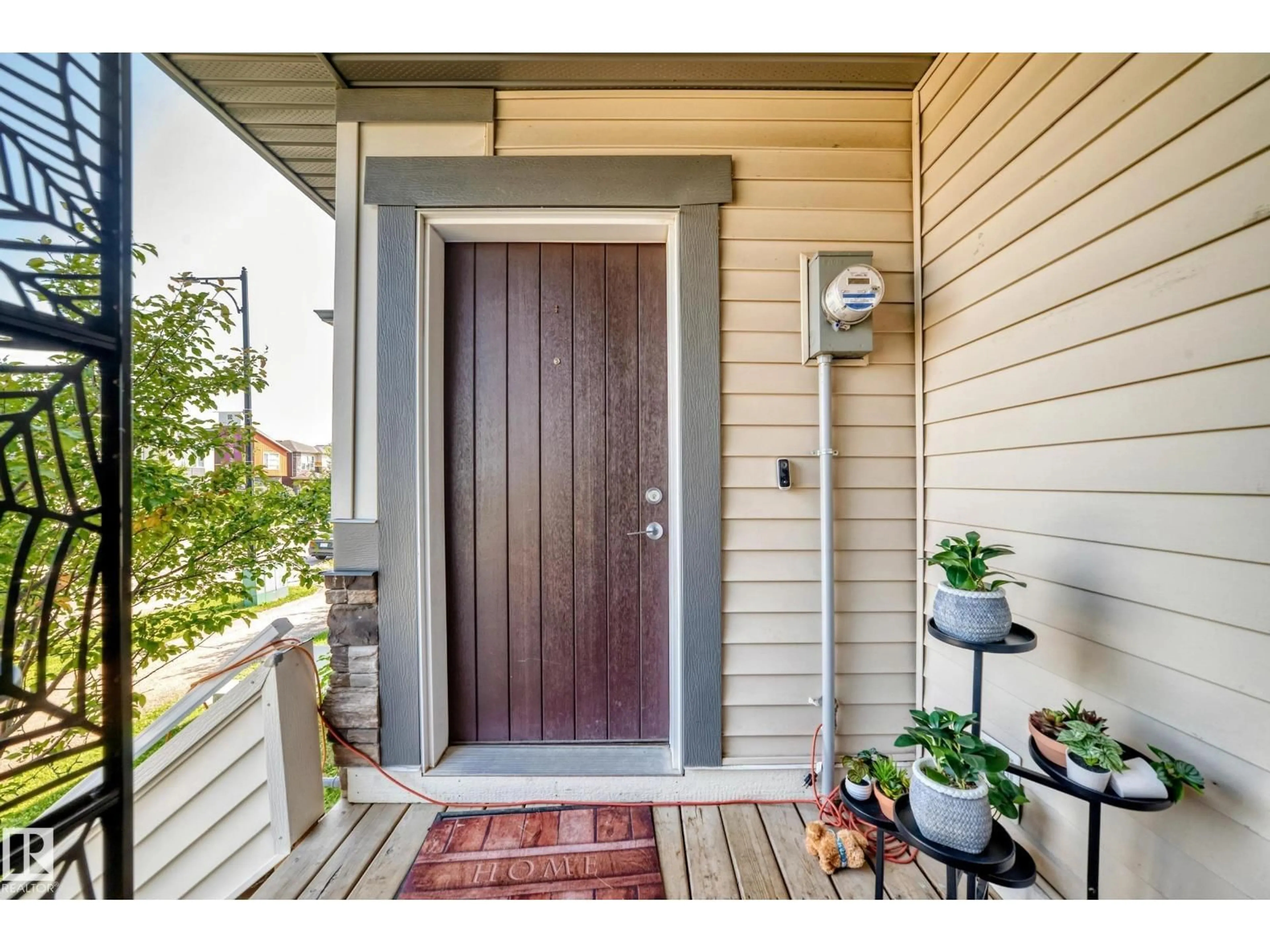 Indoor entryway for 689 BLACK BV, Leduc Alberta T9E1H1