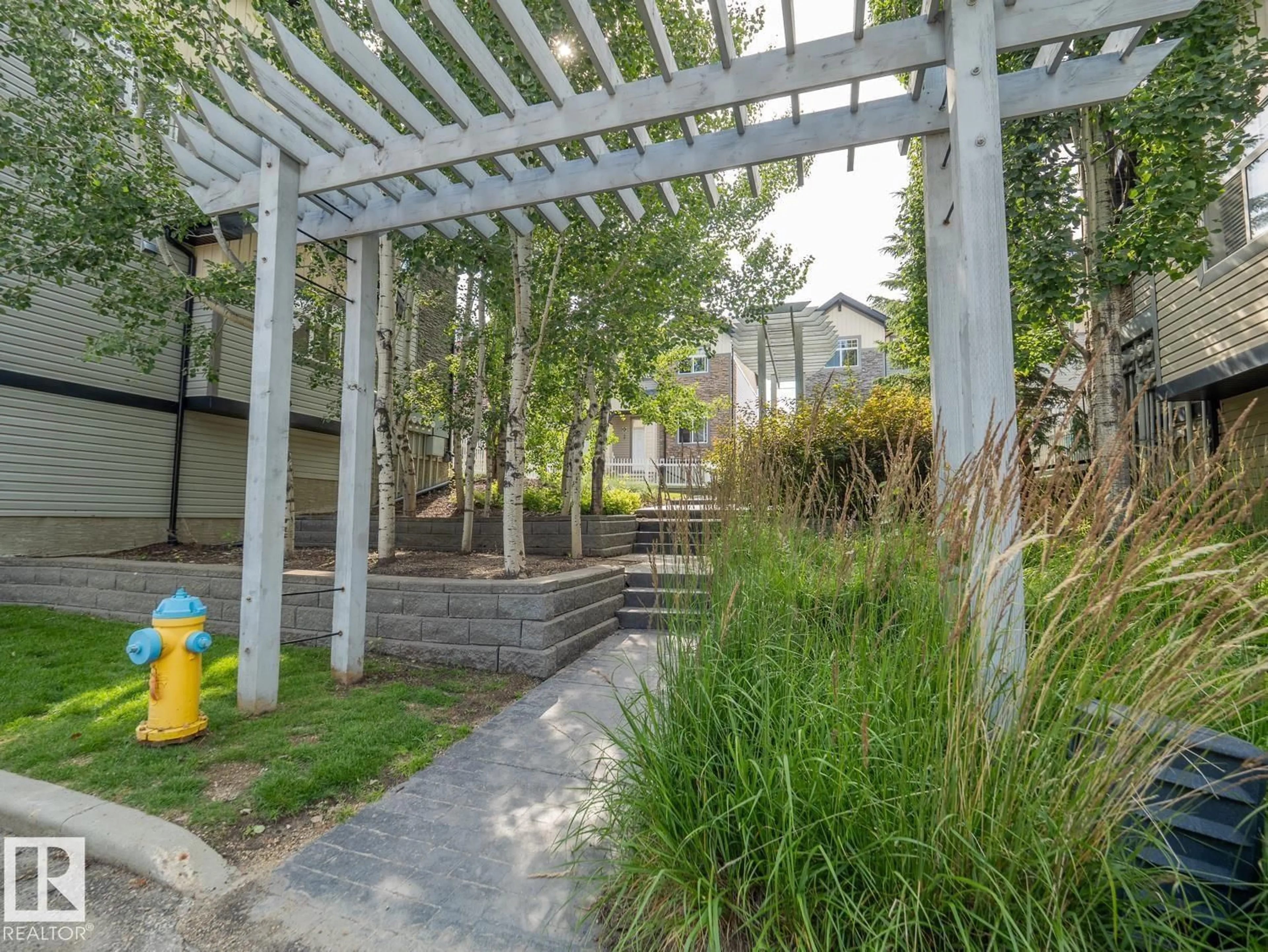 Patio, street for #66 - 465 HEMINGWAY RD, Edmonton Alberta T6M0J7