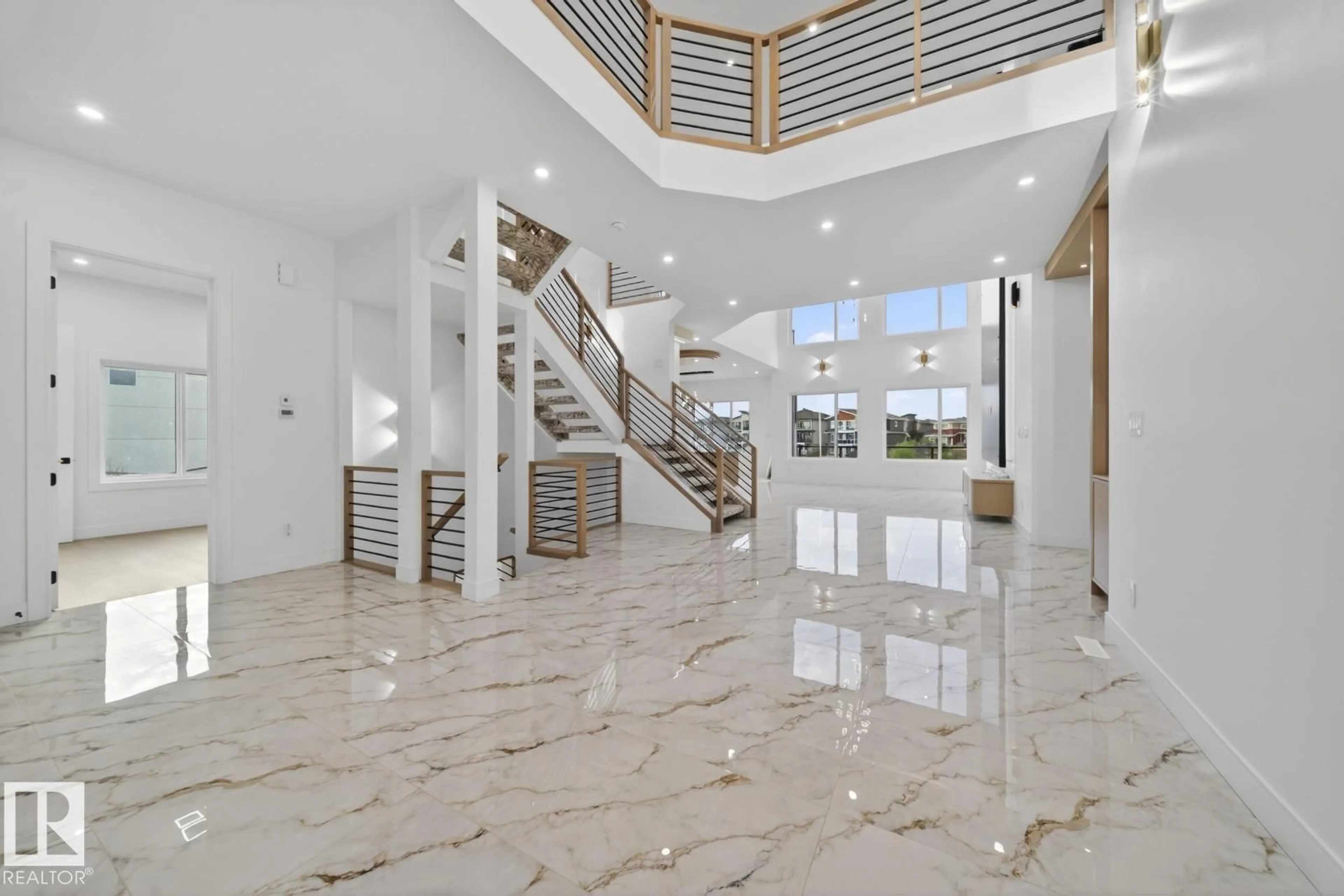 Indoor foyer for 11 HARLEY WY, Spruce Grove Alberta T7X0X4